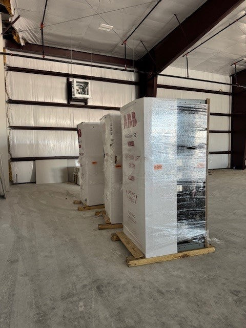 ABB 3 Section Switchgear 480/277V 2500A 2500A Main Breaker -33901