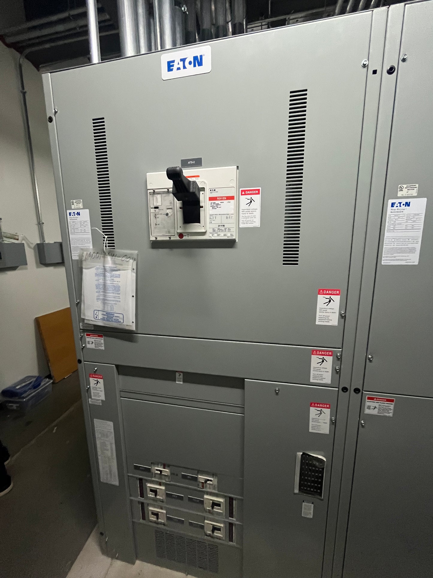 Eaton Pow-R-Line 480V 2500A 2 Section Switchboard RGH 1600 Amp Circuit Breaker RGH316033E