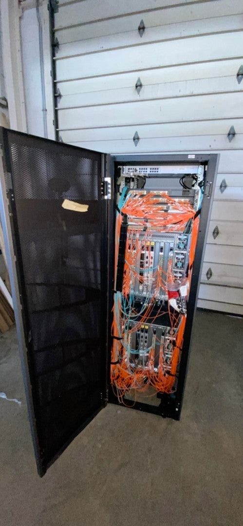 42U EMC2 Server Rack Cabinet (S6LLST3156)