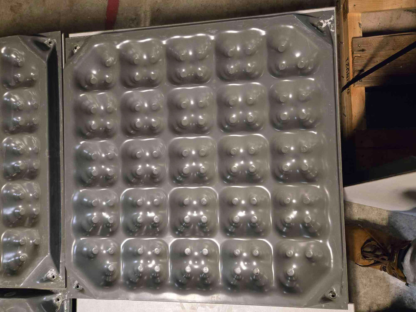 Tate 2x2 CCN 1500 Raised Floor Tiles (SKU: 110497)