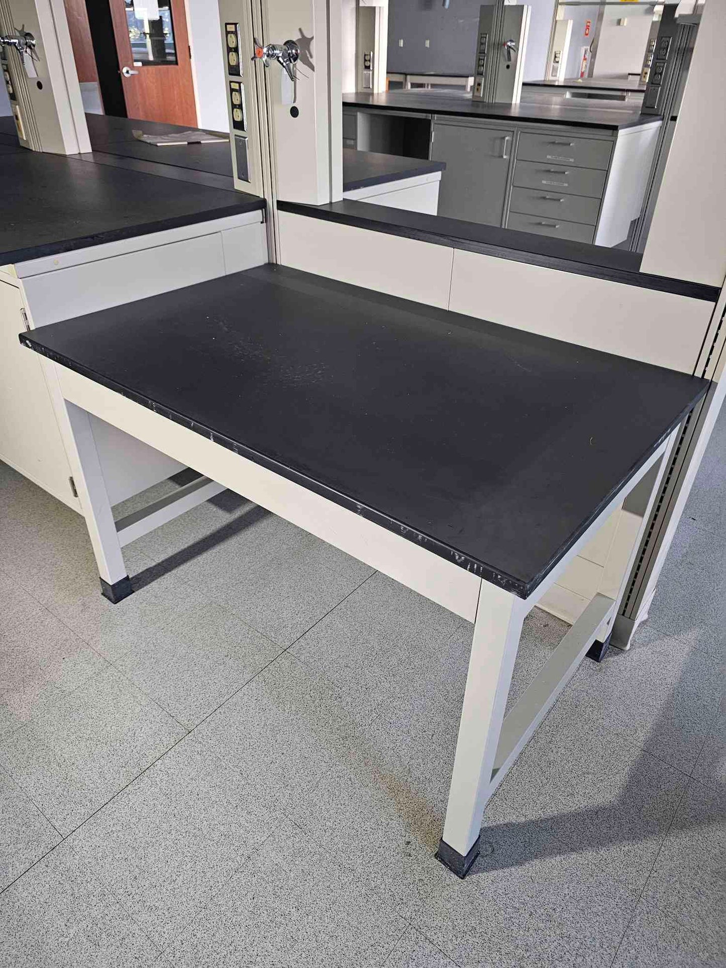 48" Heavy-Duty Professional Laboratory Workbench | Steel Frame & Chemical-Resistant Top(112894)