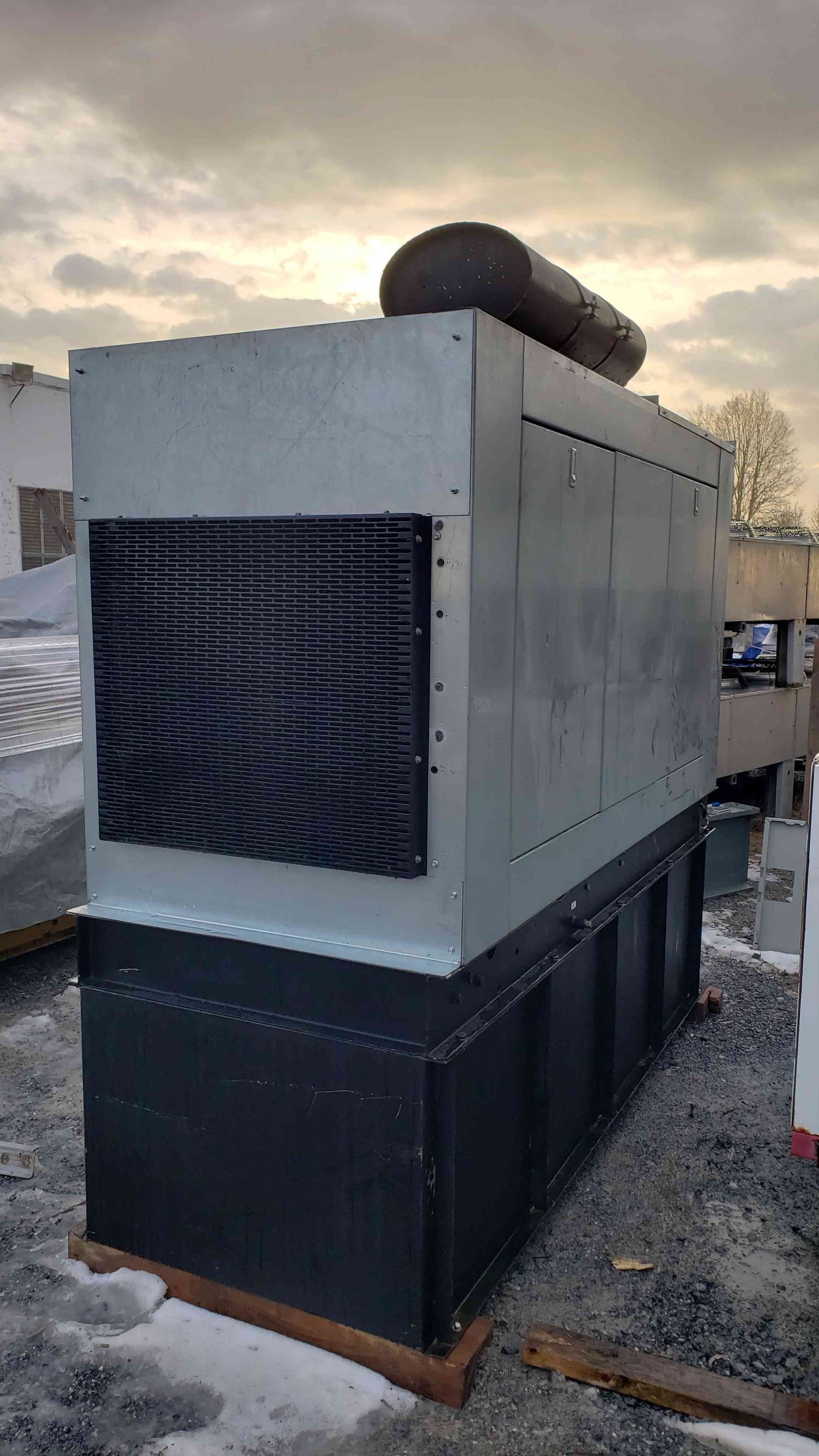 80KW Generac New Holland Generator 1PH Diesel 419 Hrs. LOAD TESTED (SKU: 107005)