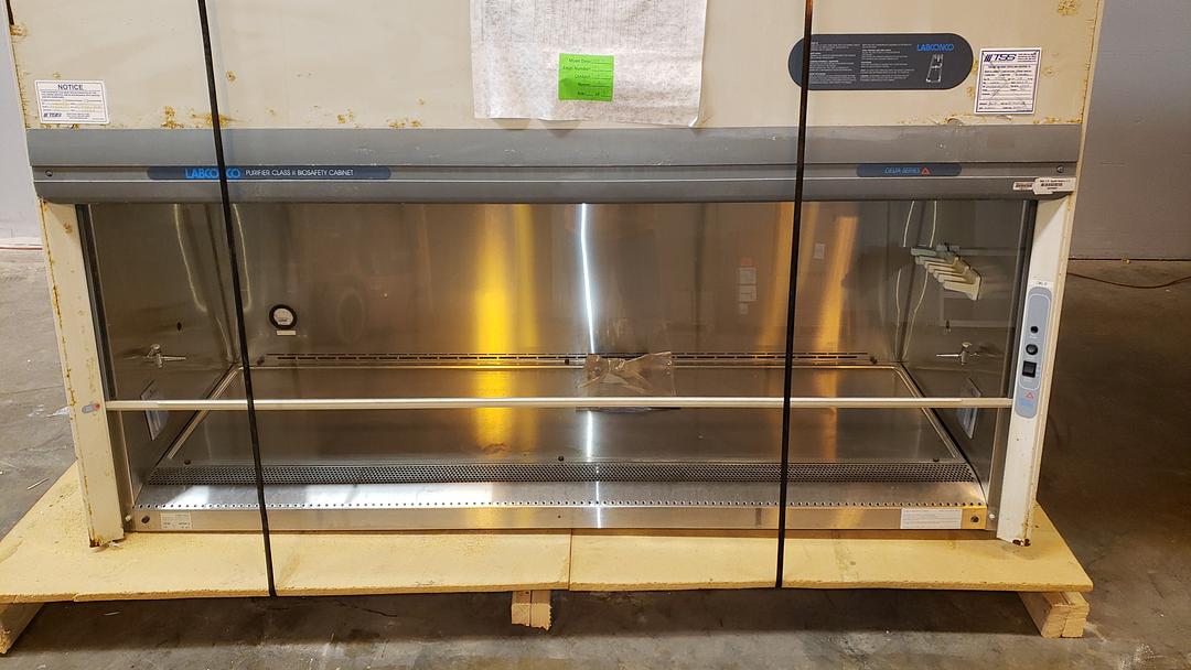 *Pickup Only* 6' LABCONCO Biosafety Cabinet AS IS(S6LLST10839)