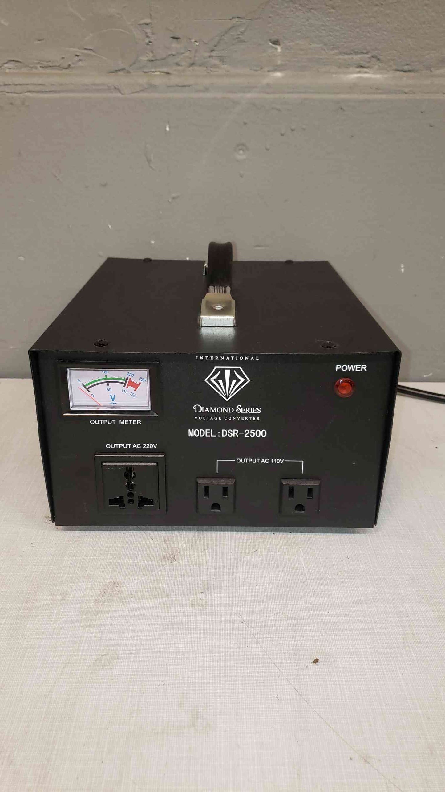 *Pickup Only* Diamond Series Voltage Converter DSR-2500(100476)