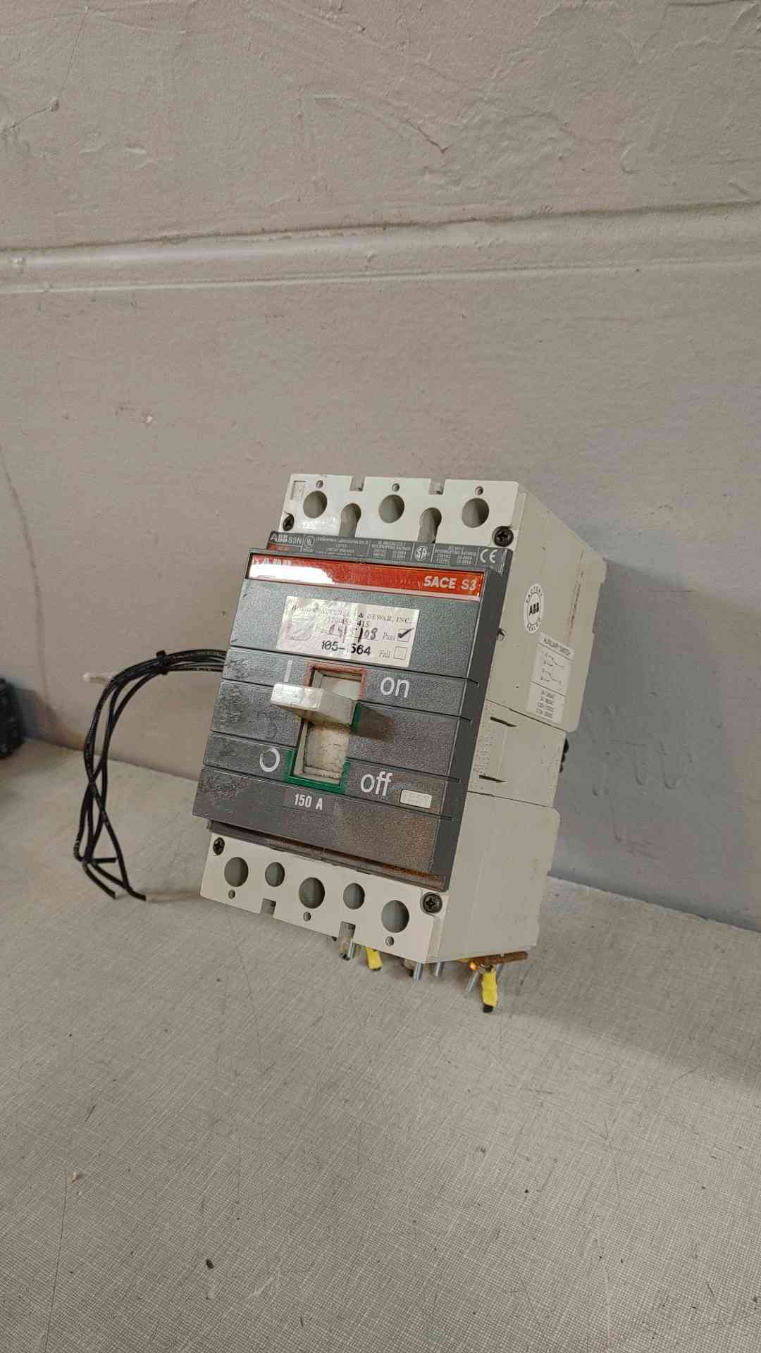 ABB Sace S3N 150A 3 Pole Circuit Breaker 600VAC 600VDC 65000A L-4199(104638)
