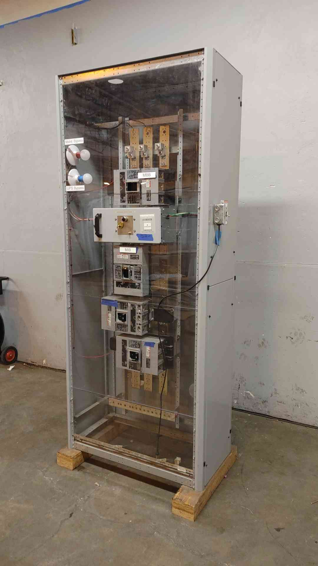 Siemens Sentron 3 Breaker MBP Maintenance Bypass Cabinet 500A HLXD63B500(104825)