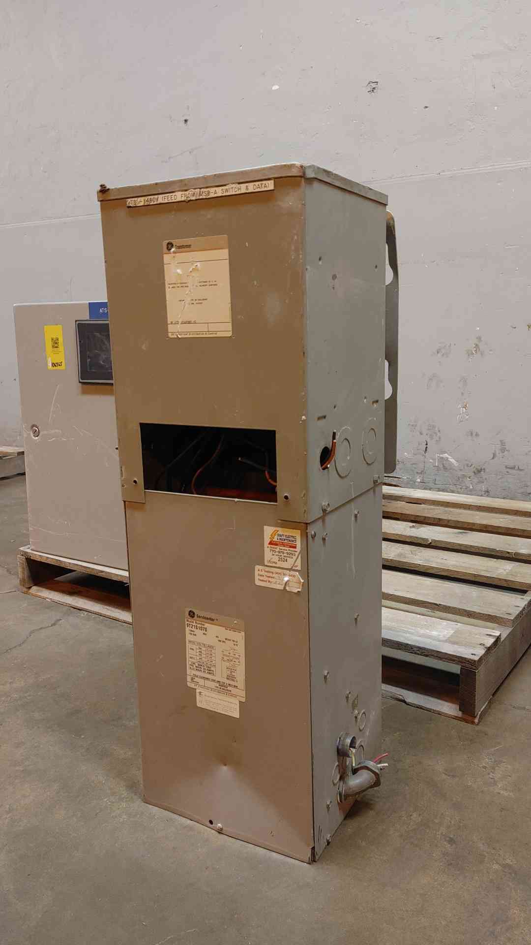 GE Rainproof Transformer 7.5KVA 480V x 240/120V 9T21S1070(106366)