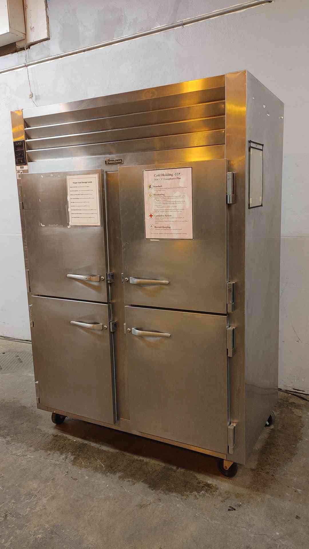 Traulsen Commercial Refrigerator 115V RHT232WUT Reach In TESTED