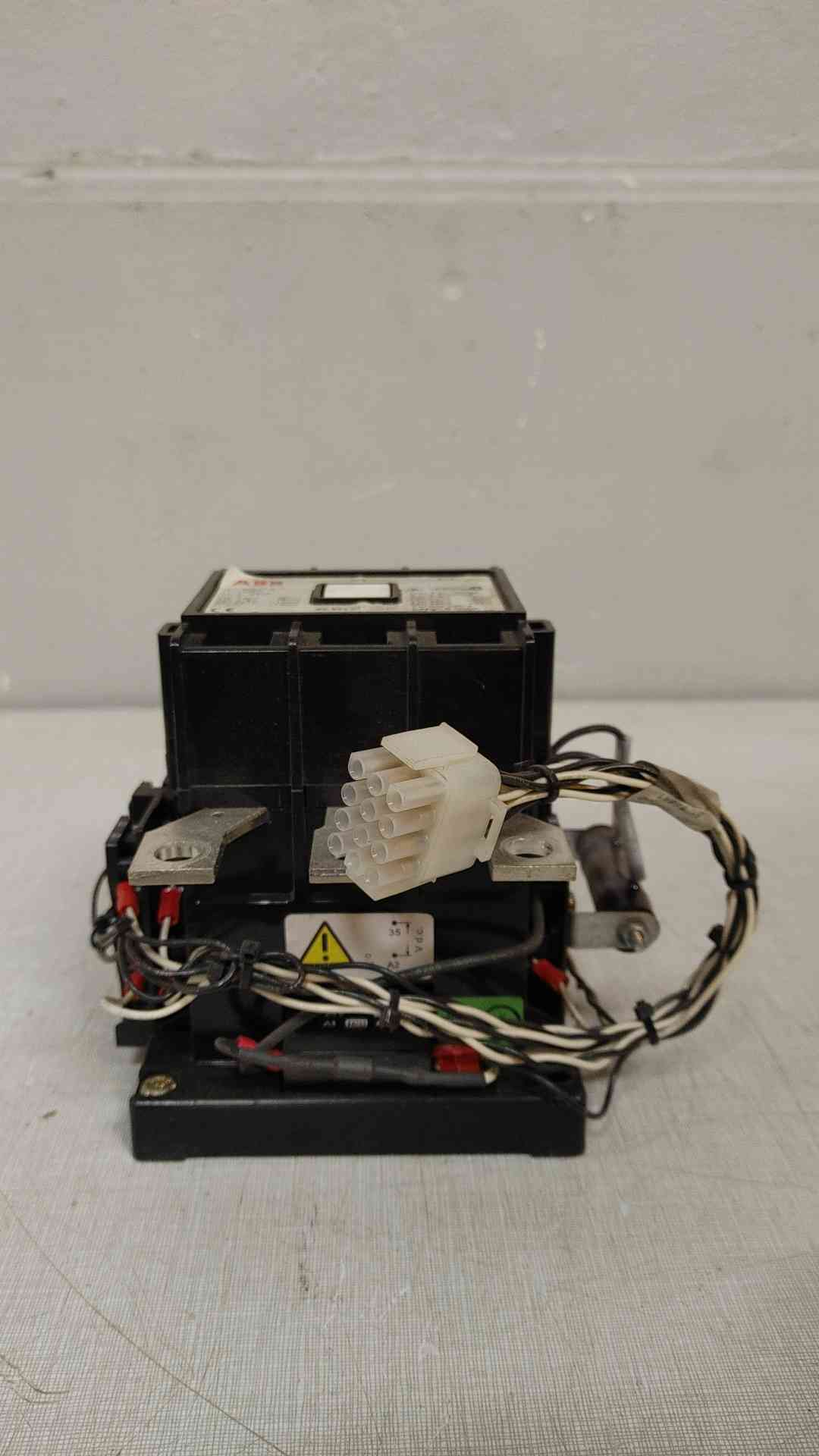 ABB 225A 2 Pole Circuit Breaker 600V EH145