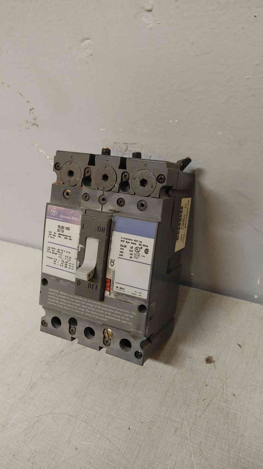 *Pickup Only* General Electric Spectra RMS 150A 3 Pole Circuit Breaker 600VAC SEDA36AND150