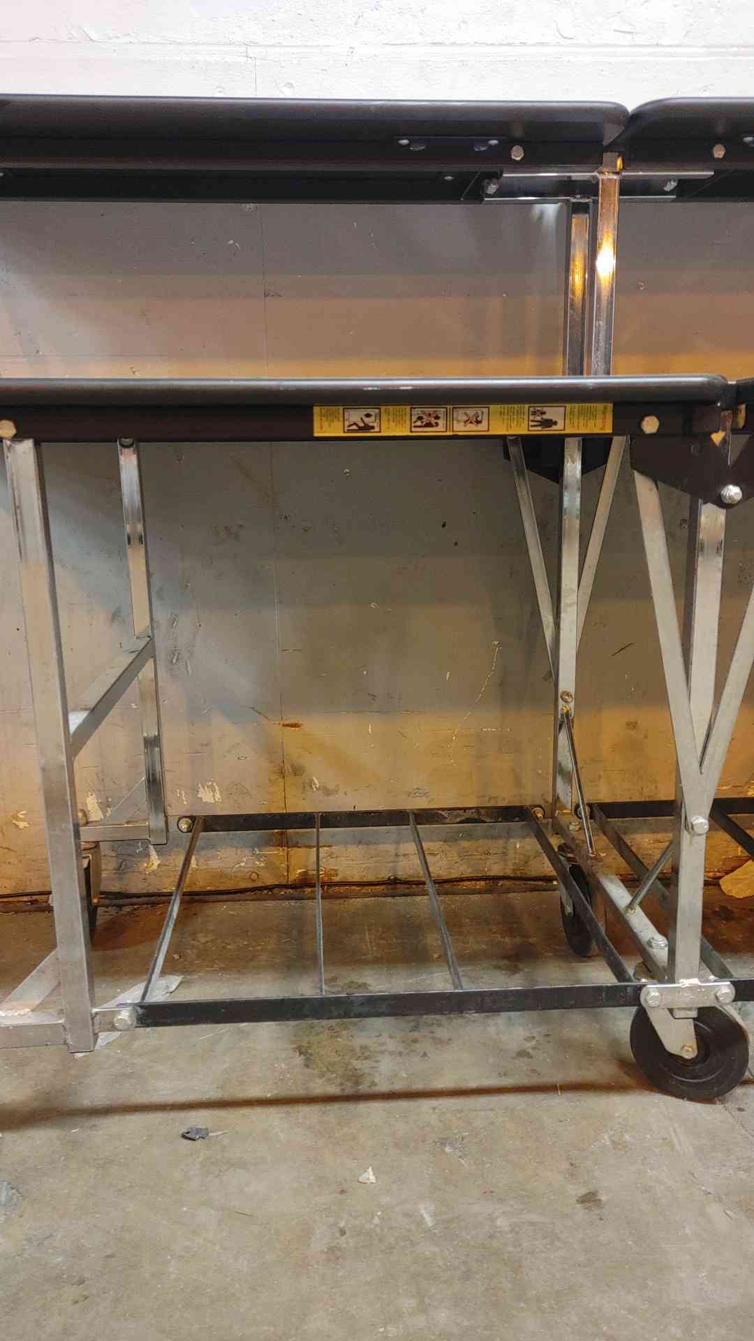 6' Rolling Collapsible Table