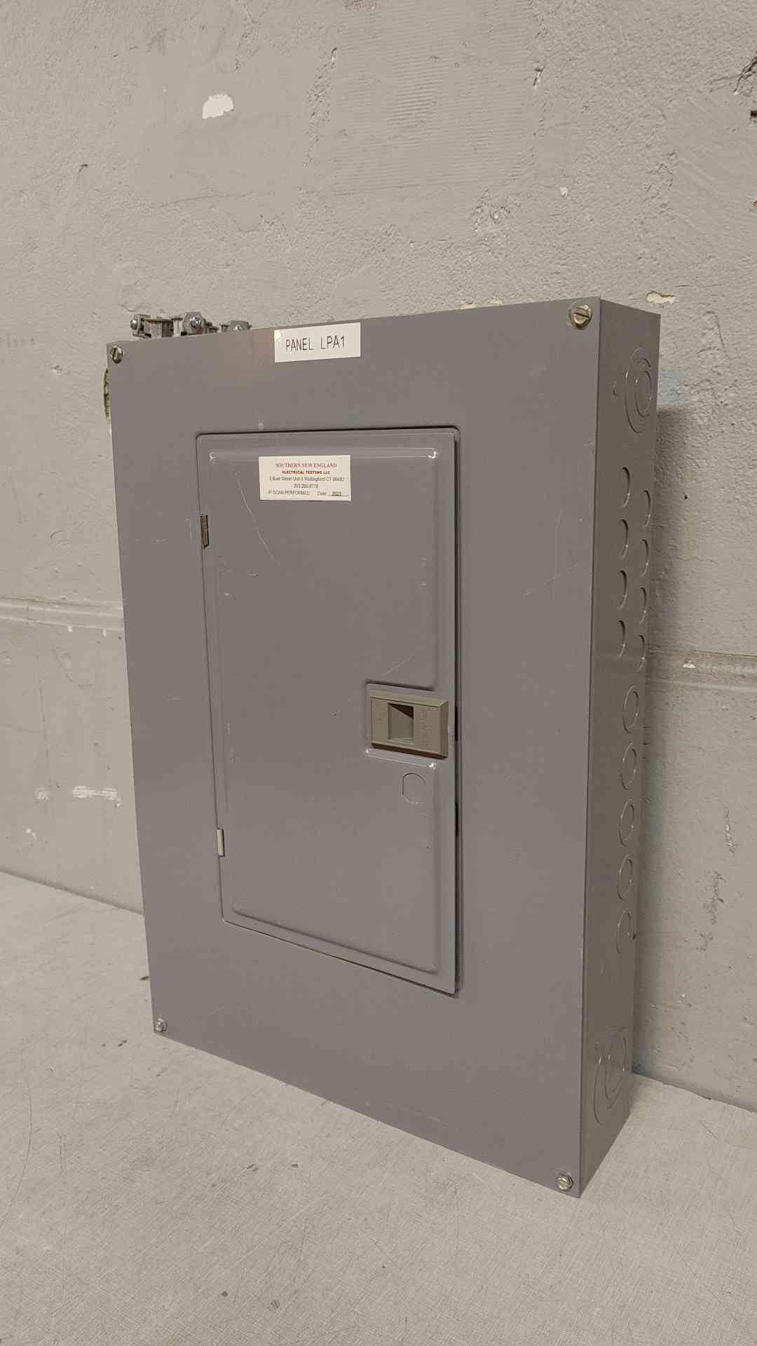 Square D QO Load Center Type 1 Enclosure QOC24US