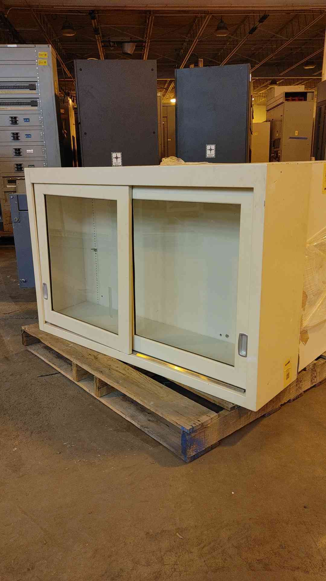 4'x13x30 Sliding Glass Overhead Cabinet Casework Metal(104109)