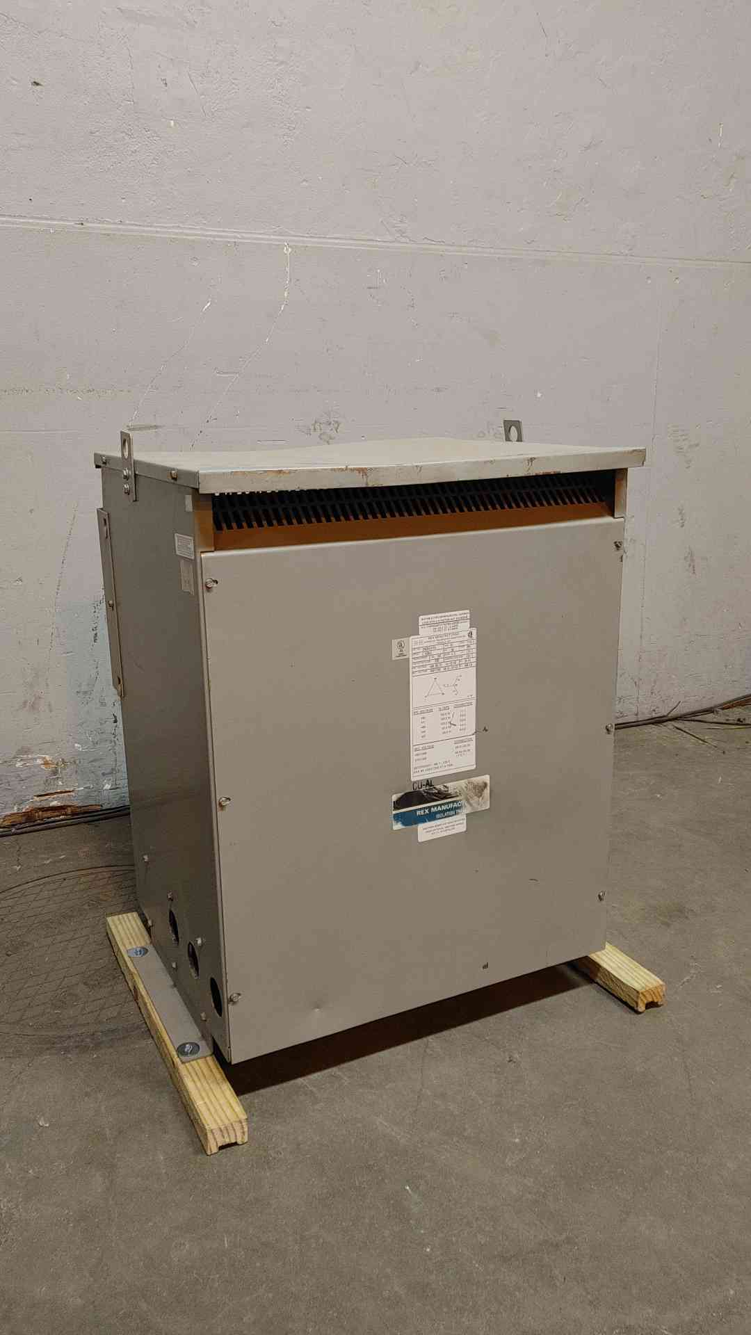 Rex Manufacturing Isolation Transformer 63KVA 3PH 460VDC x 460Y/266VAC DA63H1X/K4