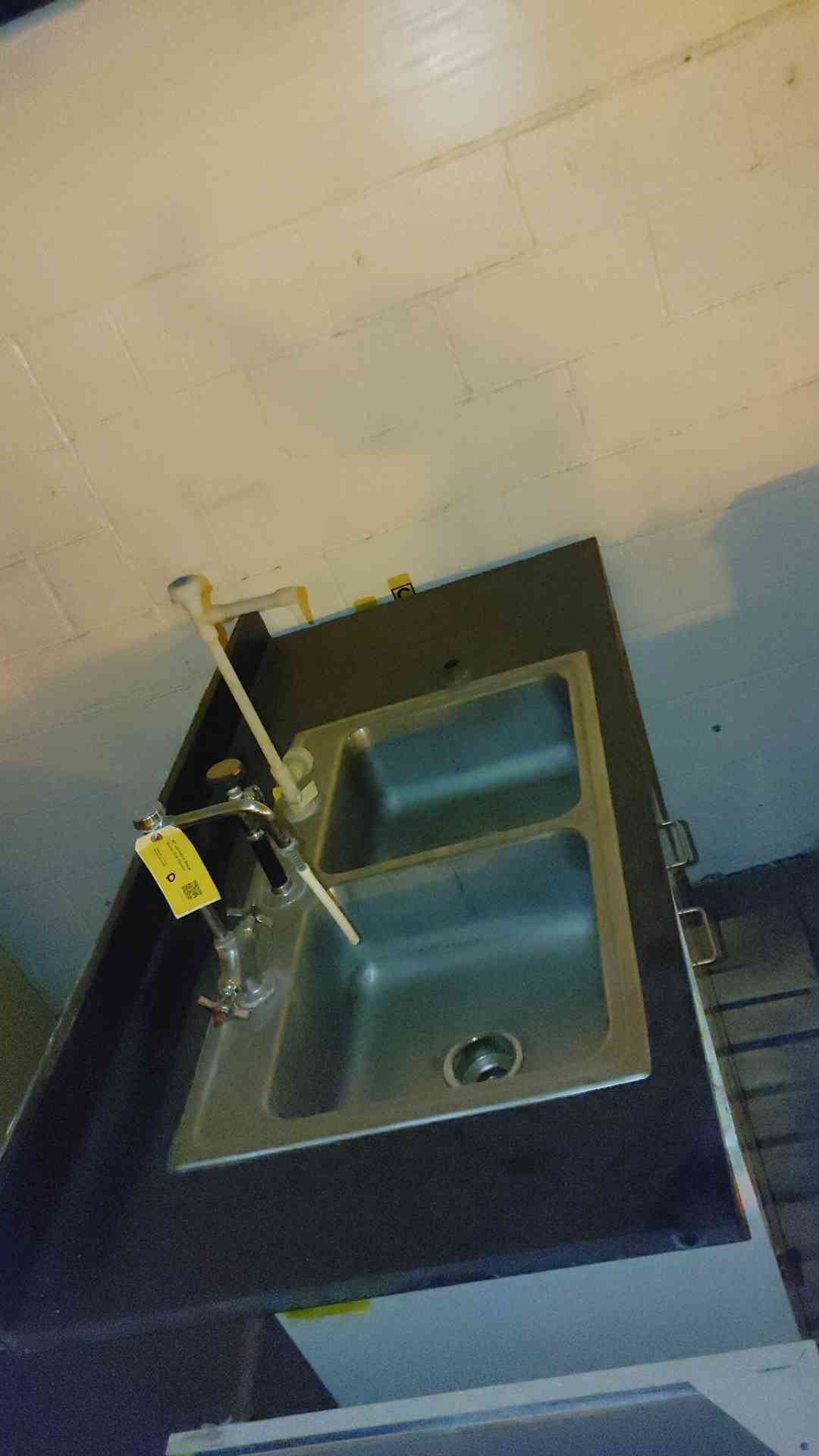 62x30x54"� Jameston Casework Cabinet w/ Sink Faucets Hose Eyewash 48"� cabinet