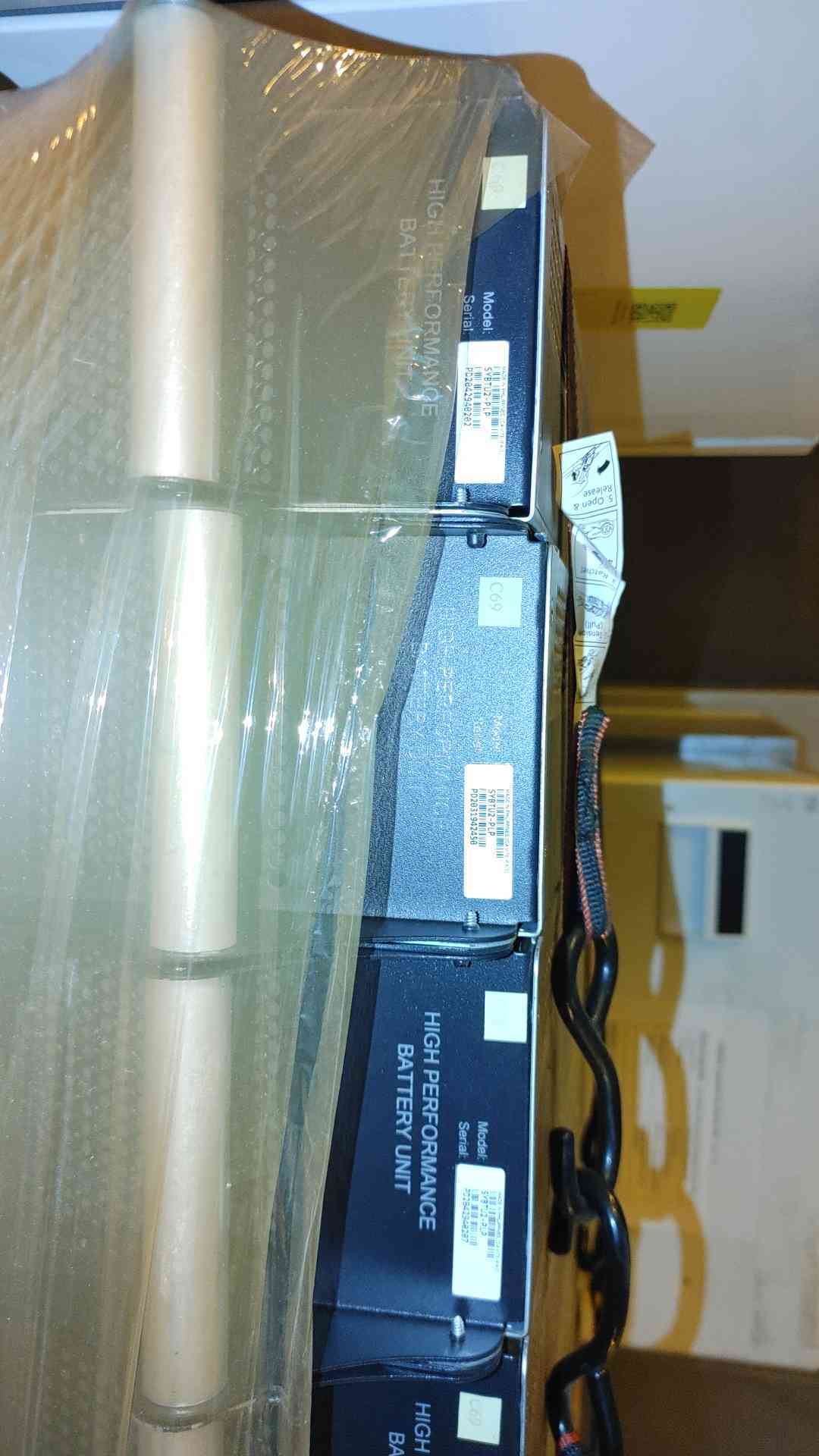 APC Symmetra PX 9Ah Battery Chassis SYBTU2-PLP Used 2020 Batteries & Battery Chassis (108145)