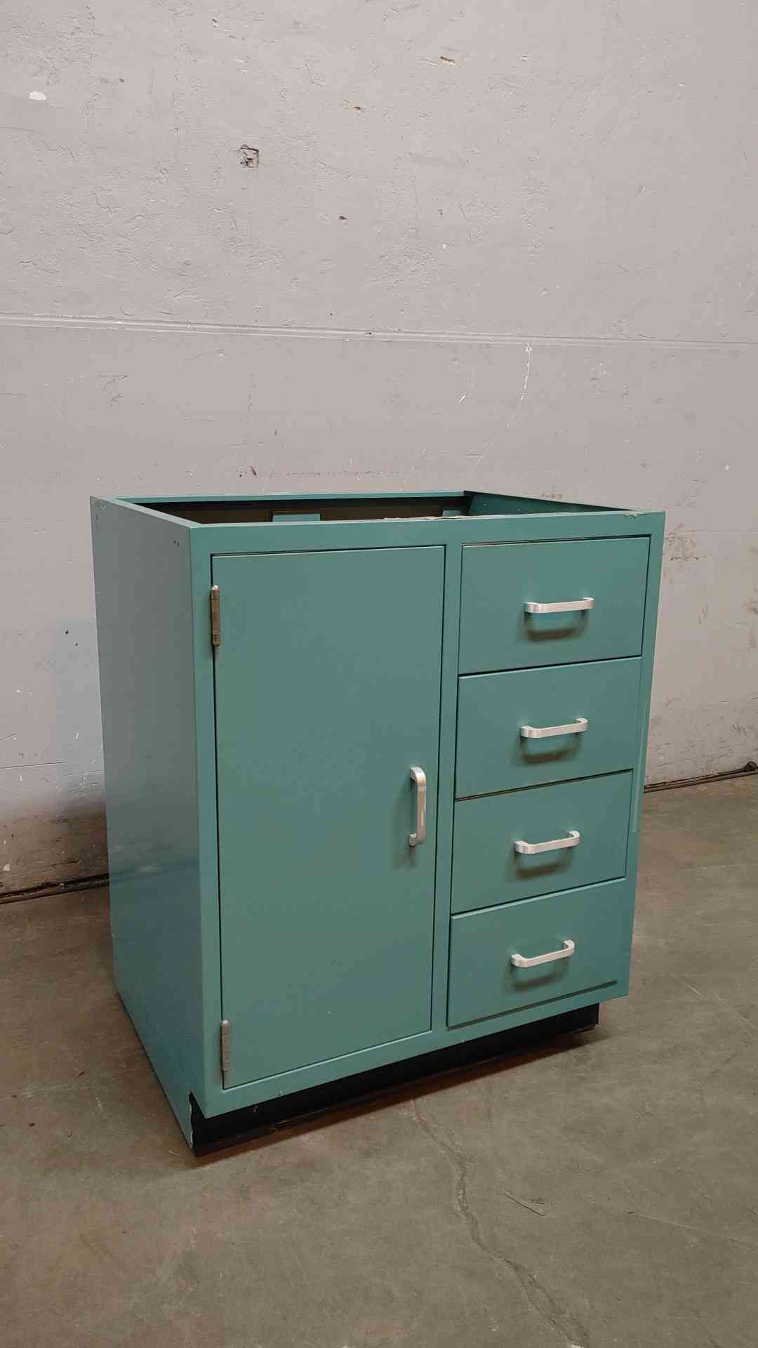 30" Duralab Mixed Casework (108294)