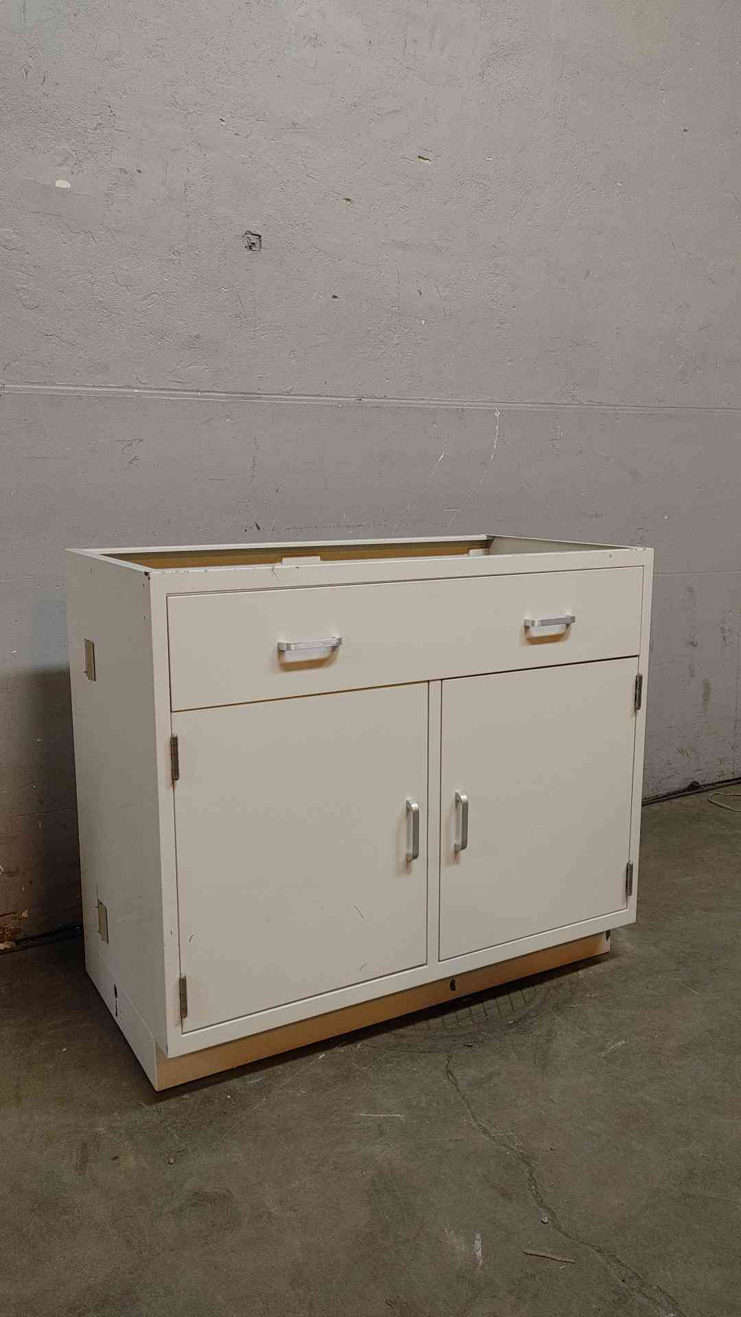 41" Duralab Mixed Casework White (108299)