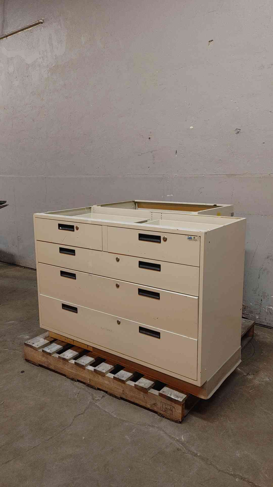 4' Hamilton Recessed Drawers Only White Casework (108359)