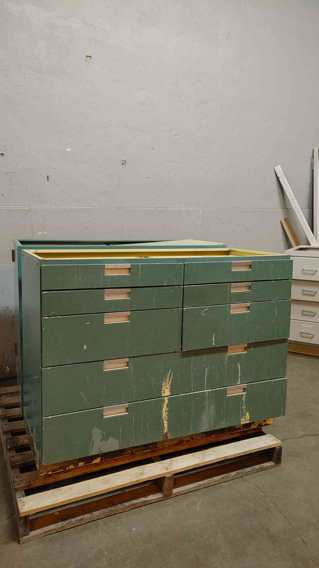 4' Drawers Only Casework (108384)
