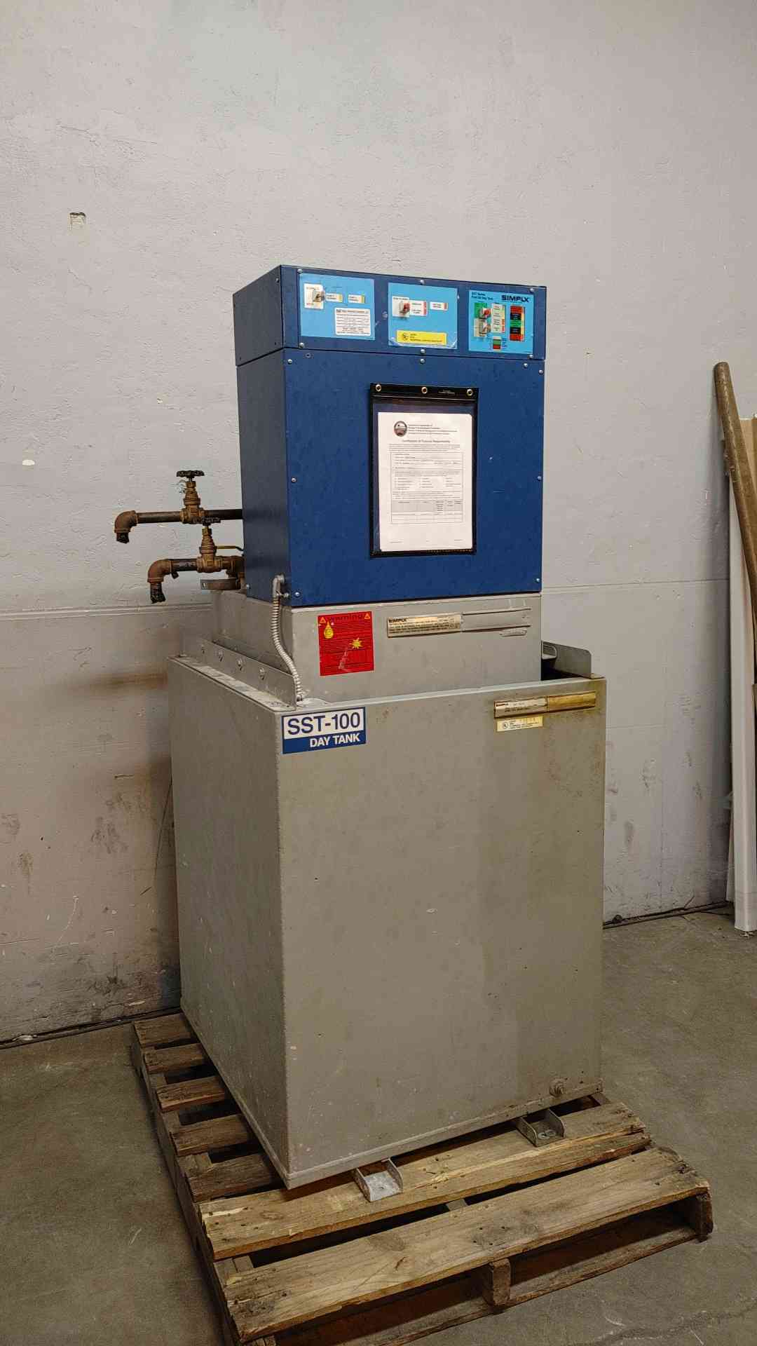 Simplx SST Series Fuel Diesel Oil Day Tank 171Gal. 40385 (108472)