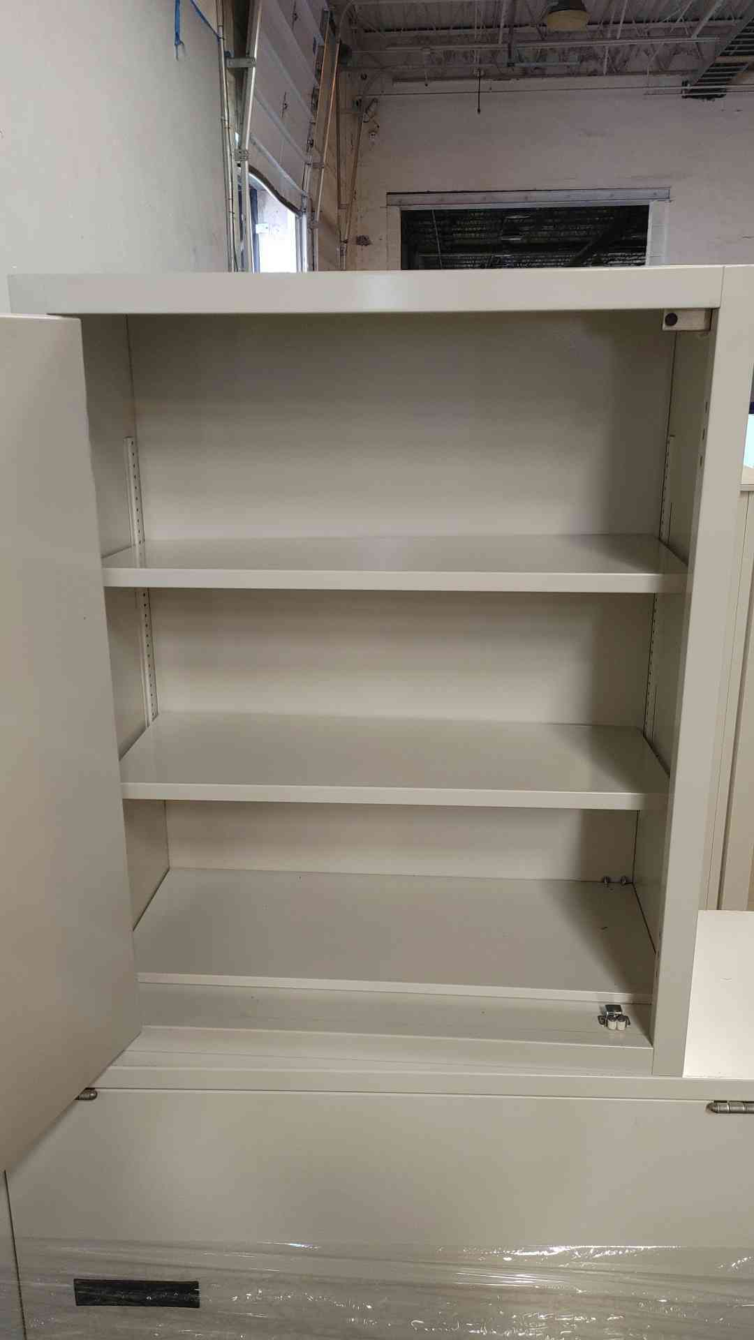 24" Duralab Overhead Casework Single Solid Metal Door (108641)