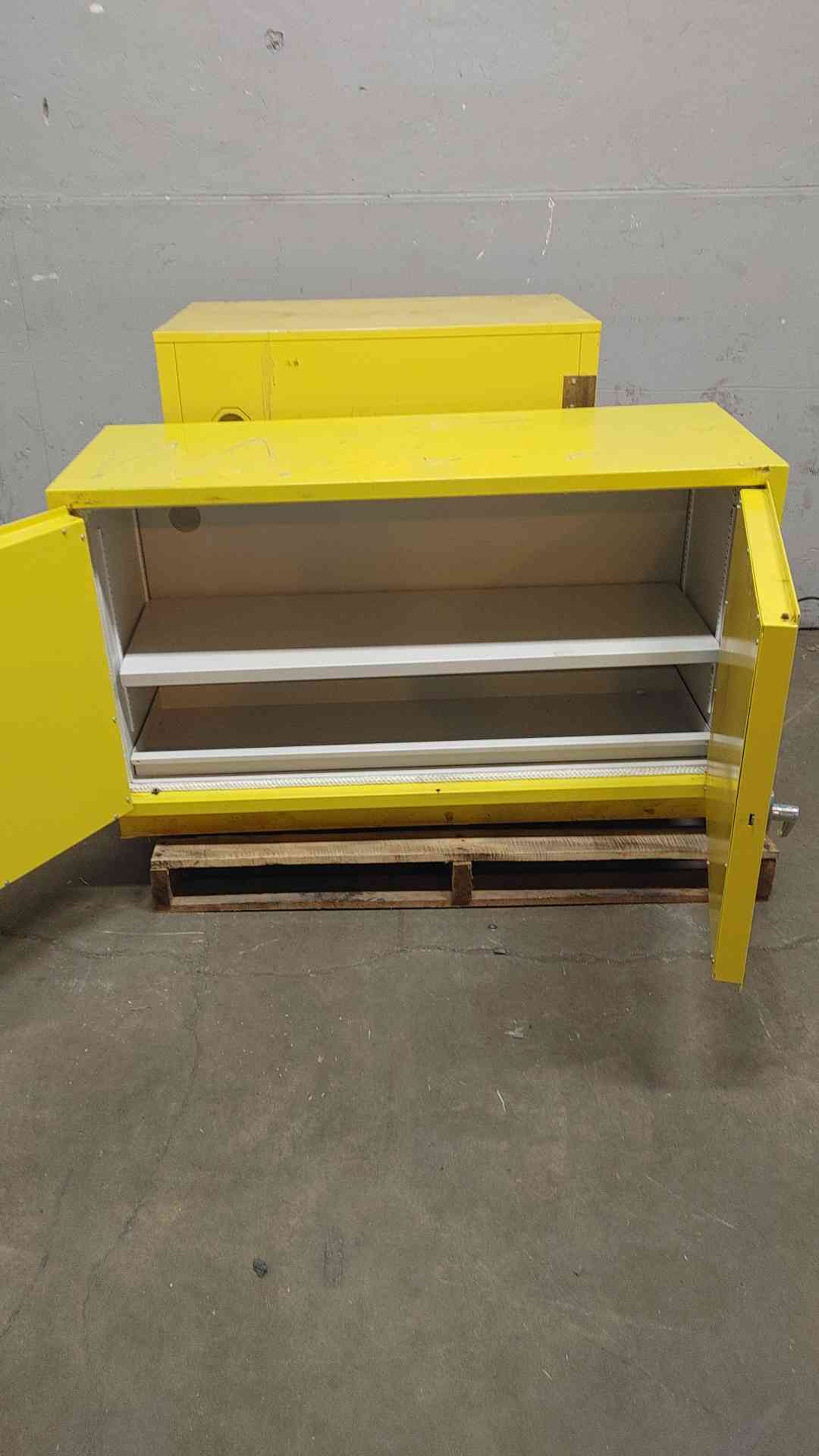 4' Securall Safety Cabinet Flammable (108649)