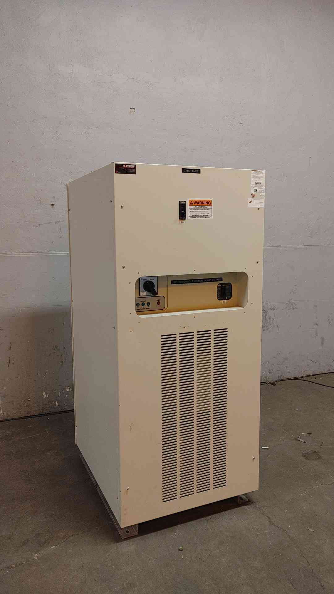 Transector 208VDC 52.5LVA 3PH 8BLX-75K(i)-700A/VS Bypass Power Conditioner (108827)