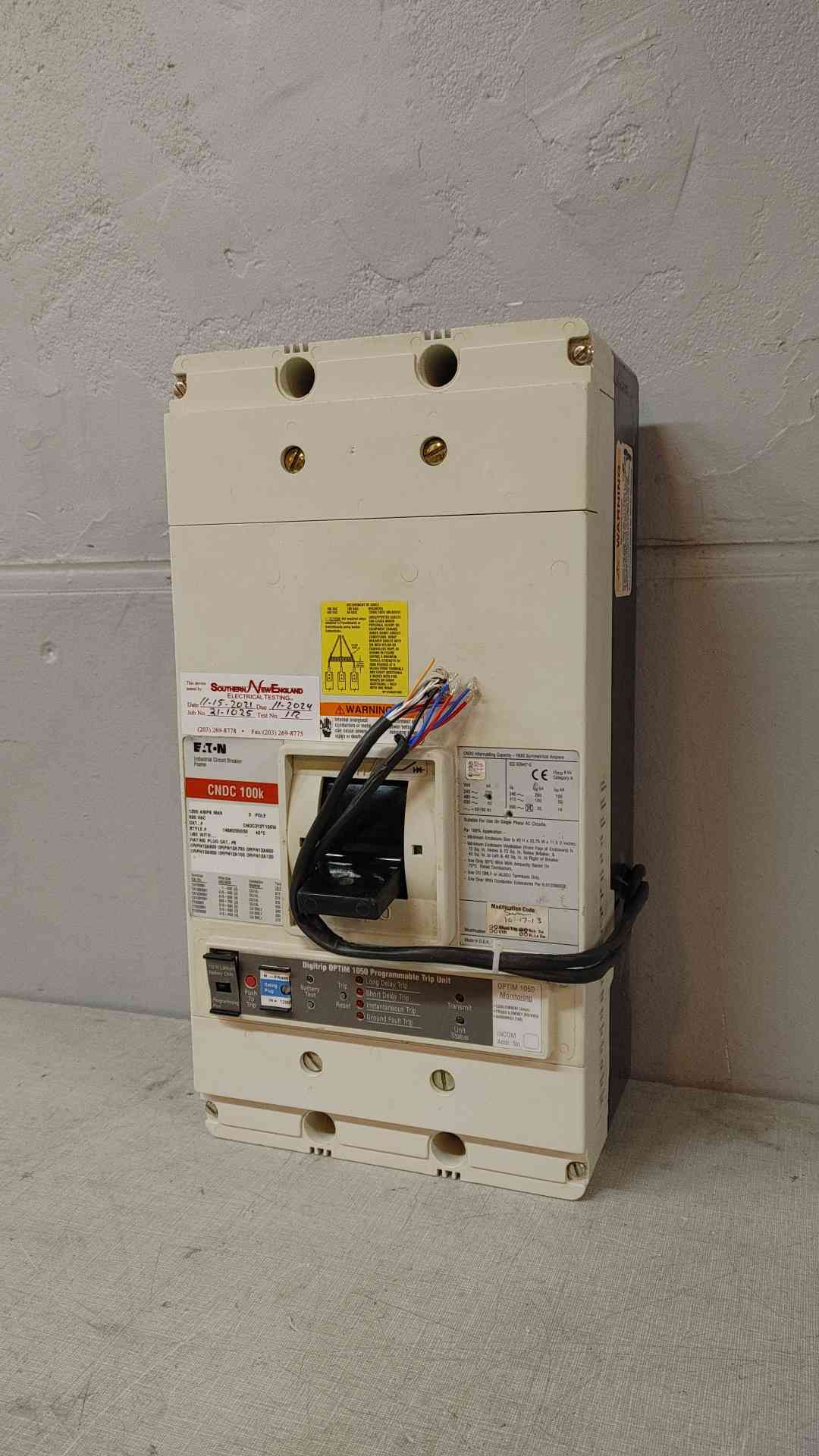 Eaton 3 Pole Industrial Circuit Breaker 1200A 600VAC CNDC100K (108853)