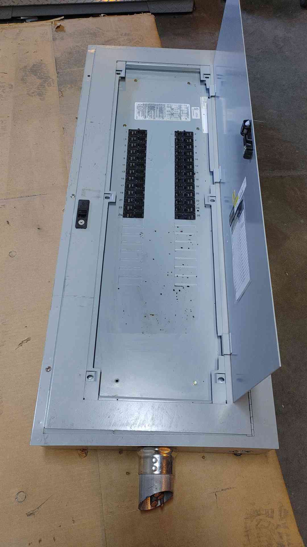 GE A Series 2 Panelboard AEF3422MTX 225 AMP 480/277v Main Lugs (108918)