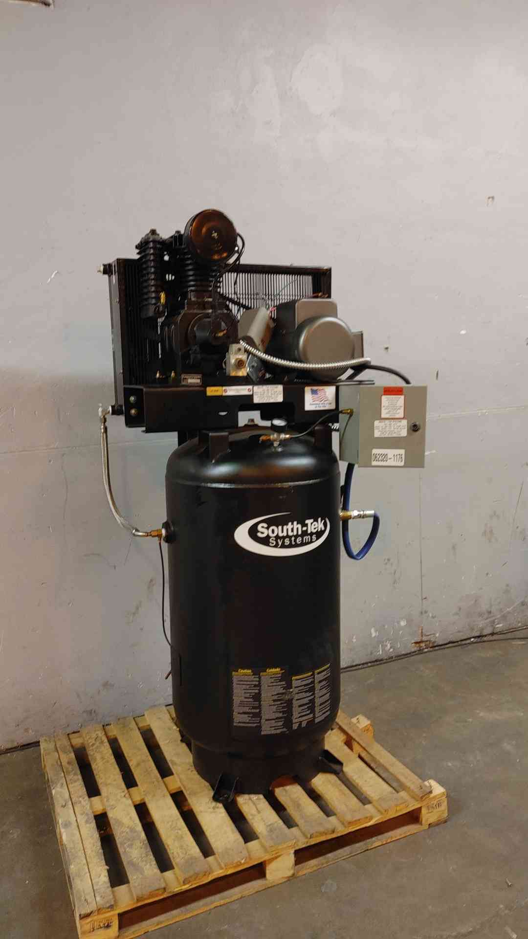 5HP South-Tek Systems Vertical Air Compressor 230V 1PH CA1B CS-050-230-16 (109054)