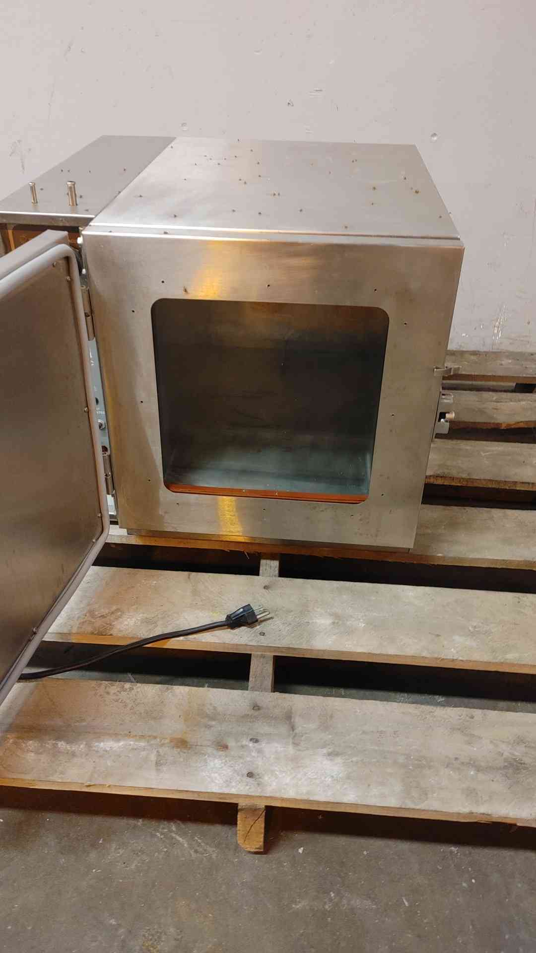 Shel Lab Vacuum Oven 1430MS 10 Amp 120 V (109149)