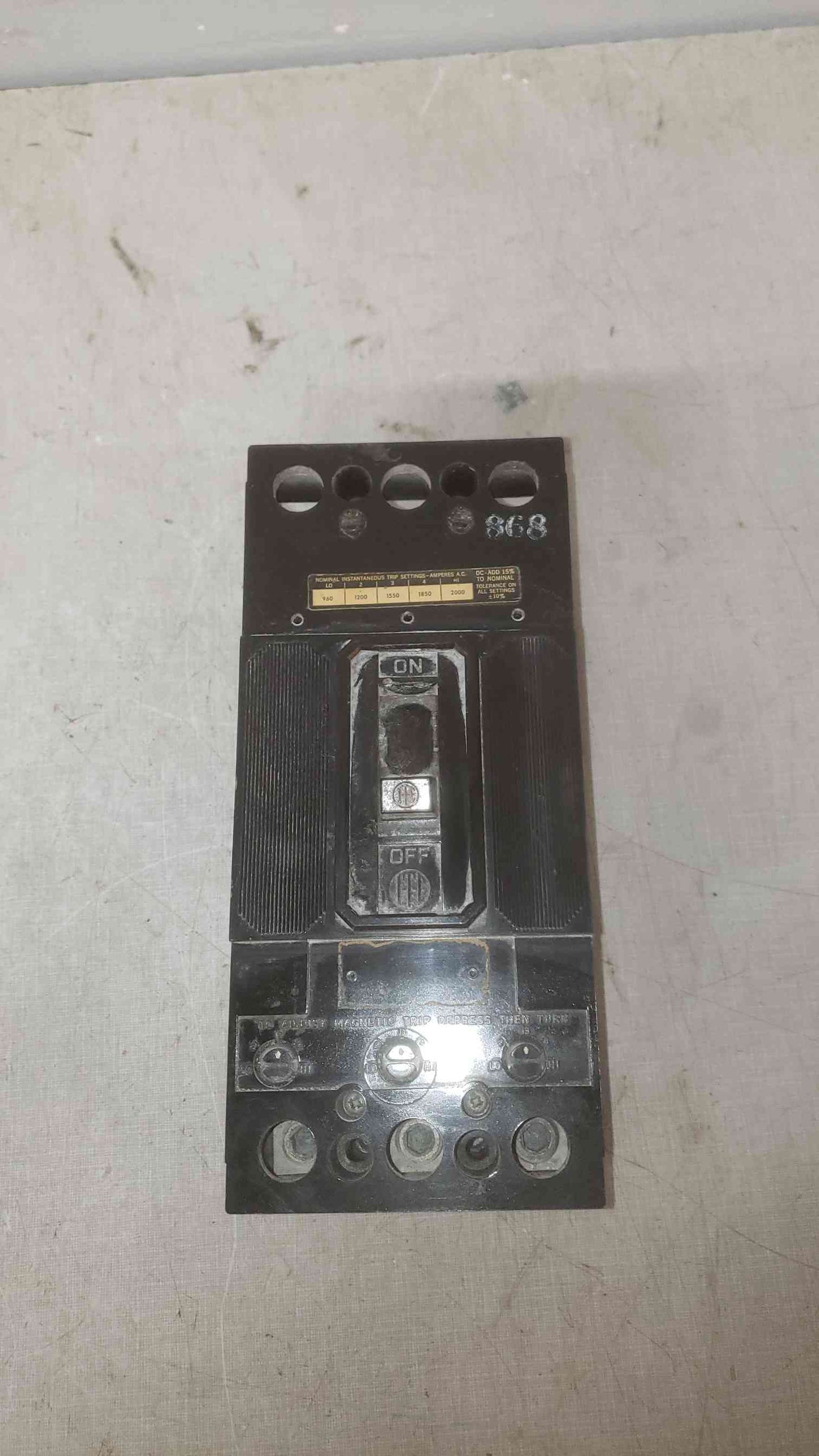 I-T-E 225A 3 Pole Breaker (SKU: 109608)