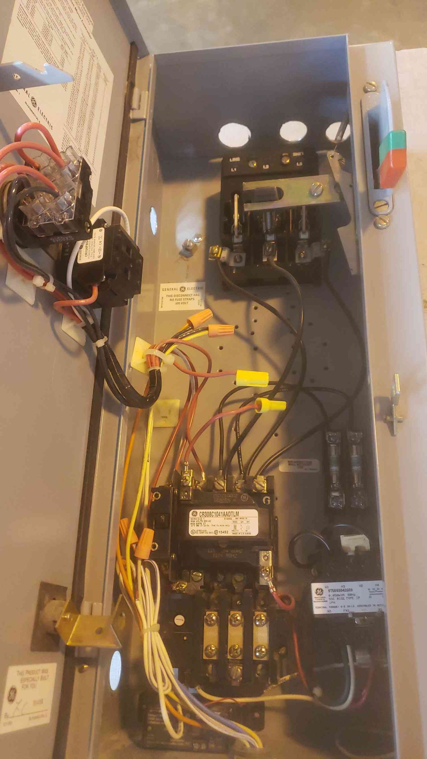 GE 300-Line Full Voltage Non-Reversing Magnetic Starters w/ Control Transformer(SKU: 110295)