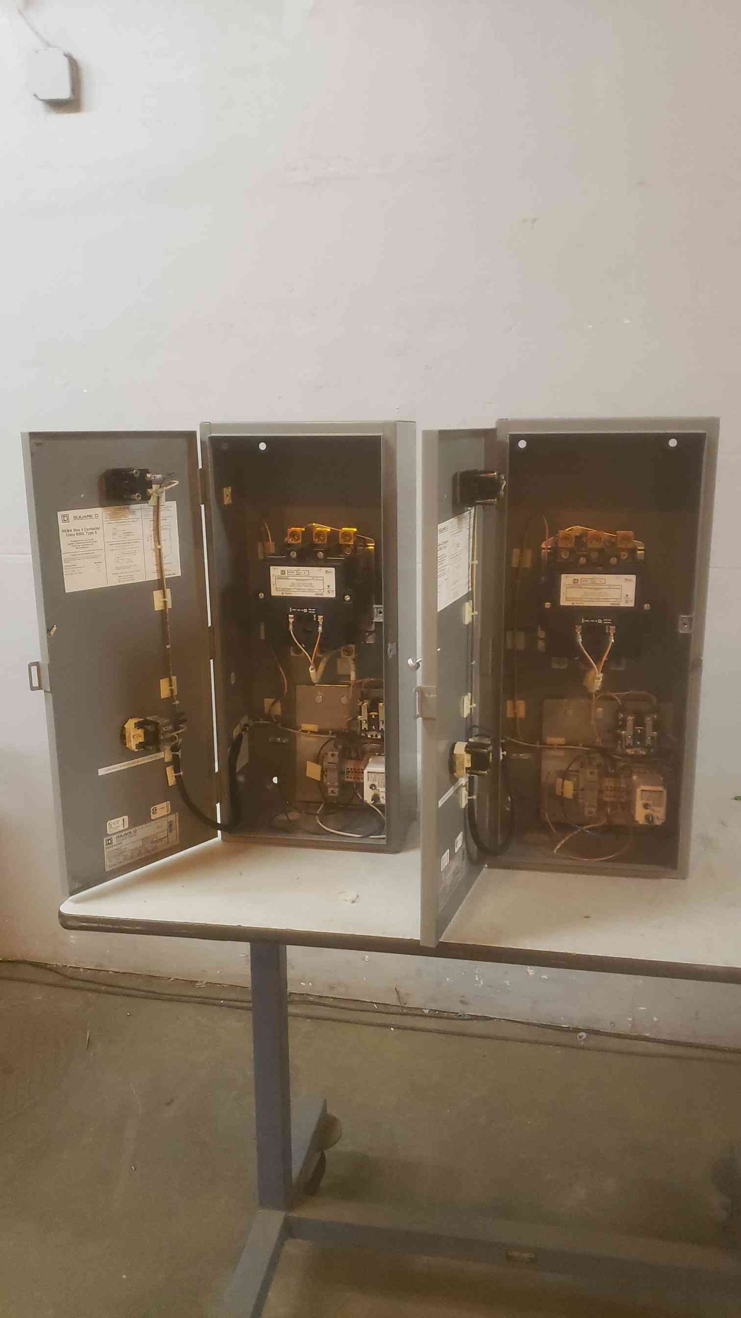 SQUARE D Disconect/Breaker 8502SFG2V02S(SKU: 110550)