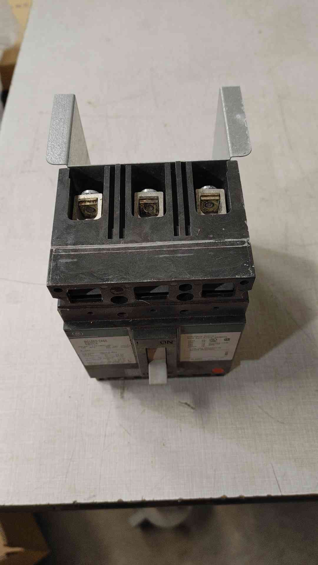 GE 150A 600VAC 3Pole Molded Case Switch TED136YT150(SKU: 111495)