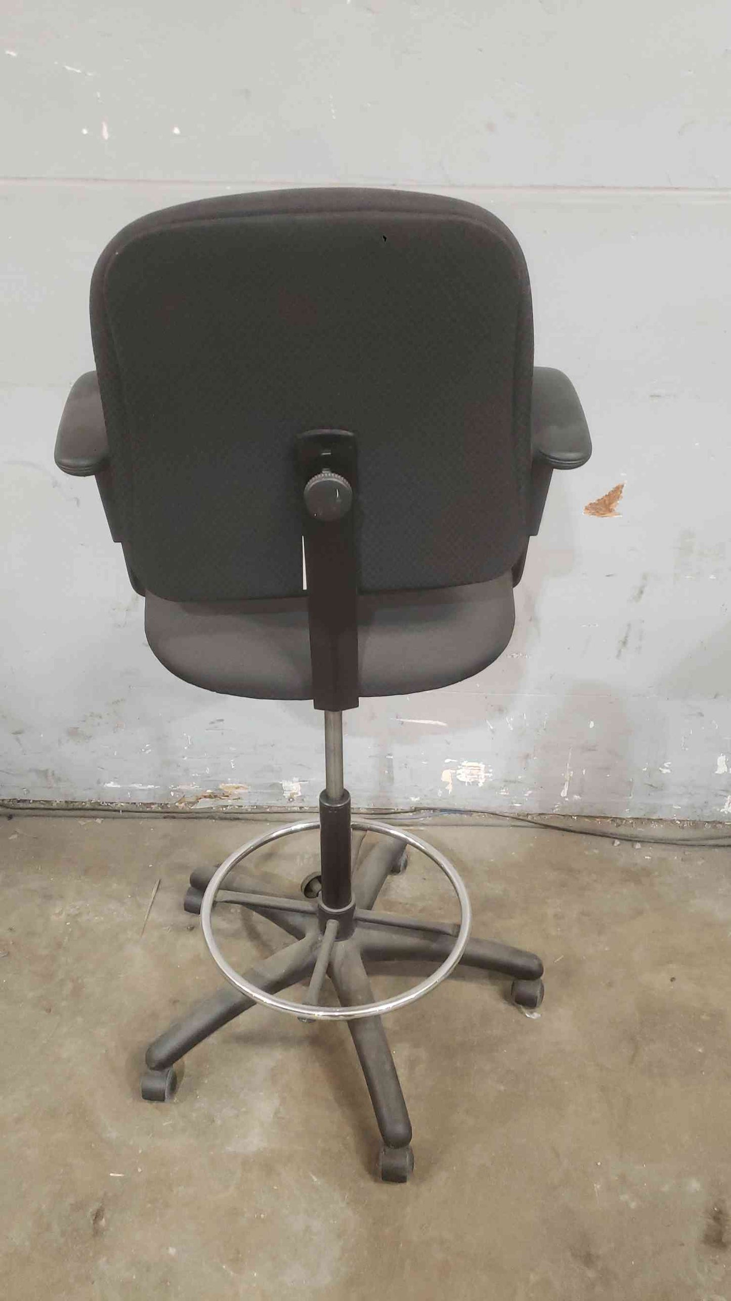 Black Cloth Rolling Office Chair (SKU: 112297)