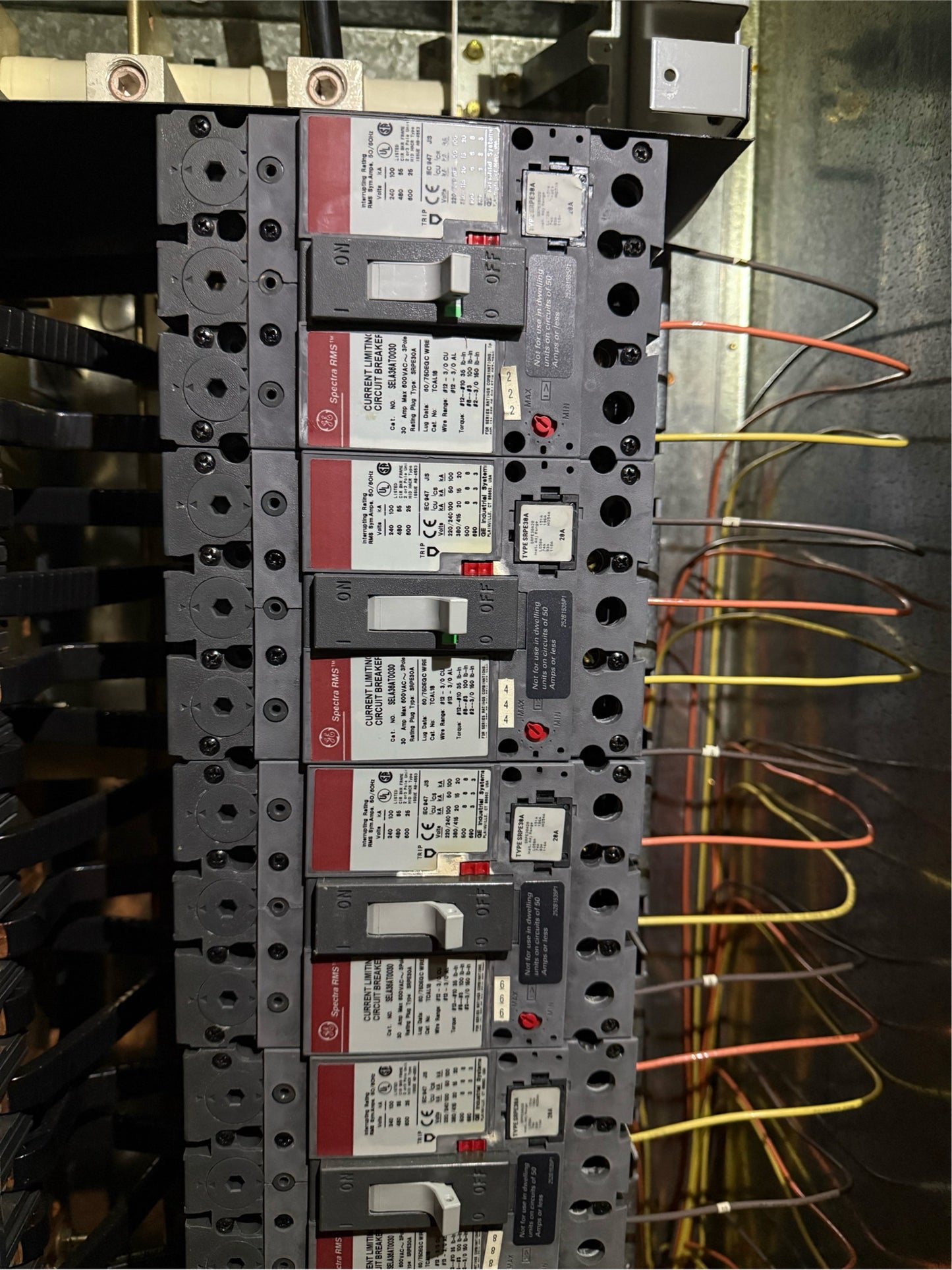 250A Spectra Series Breaker Panelboard 277/480v 14x 30amp breakers