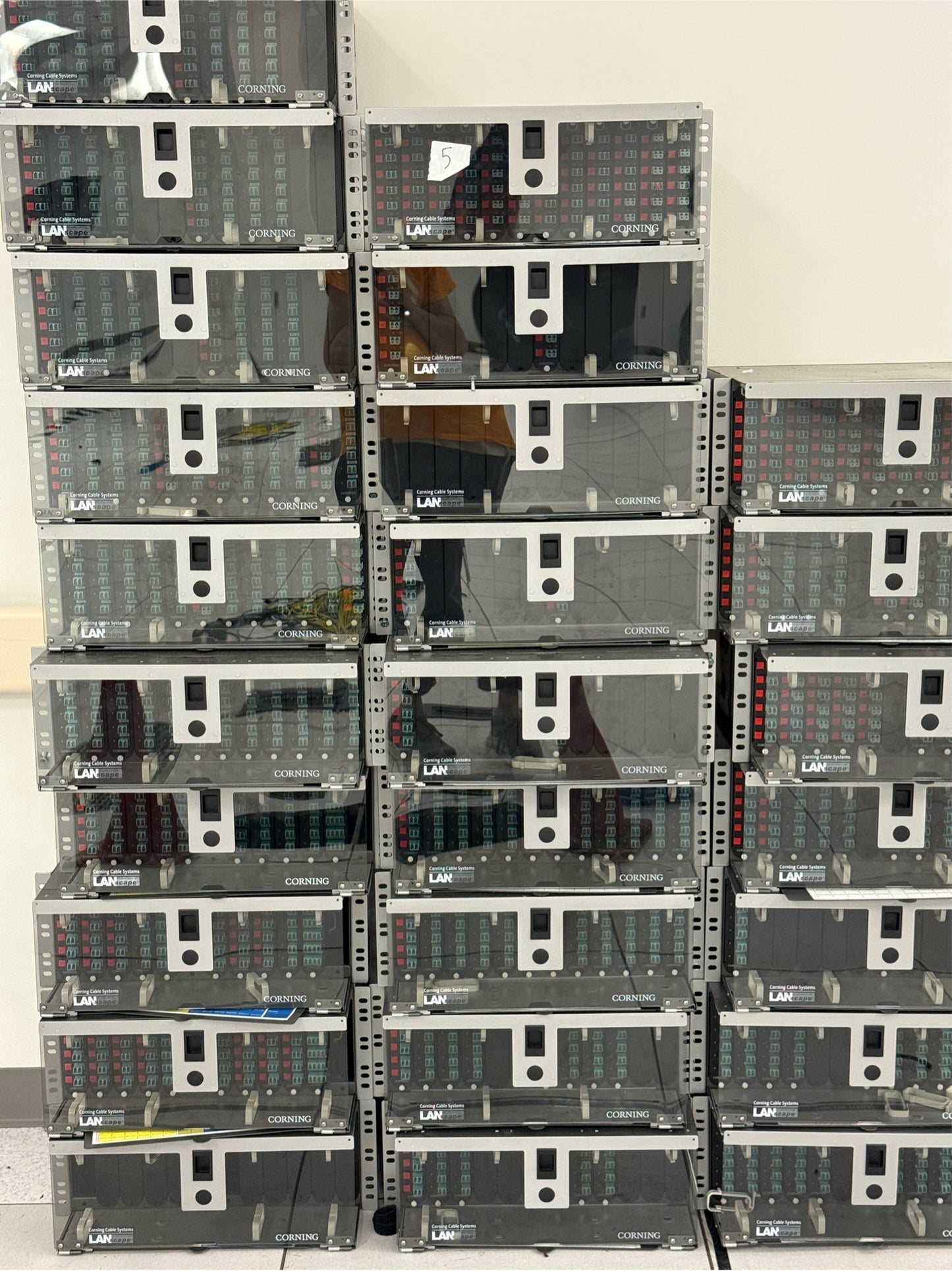 4U Corning Cable Systems Landscape Patch Panel