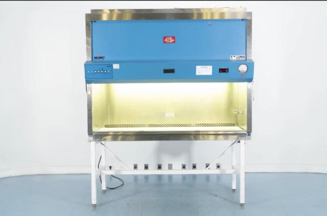 NUAIRE Biosafety Cabinet 6' NU-425-600 w/ Stand(S6LLST9460)