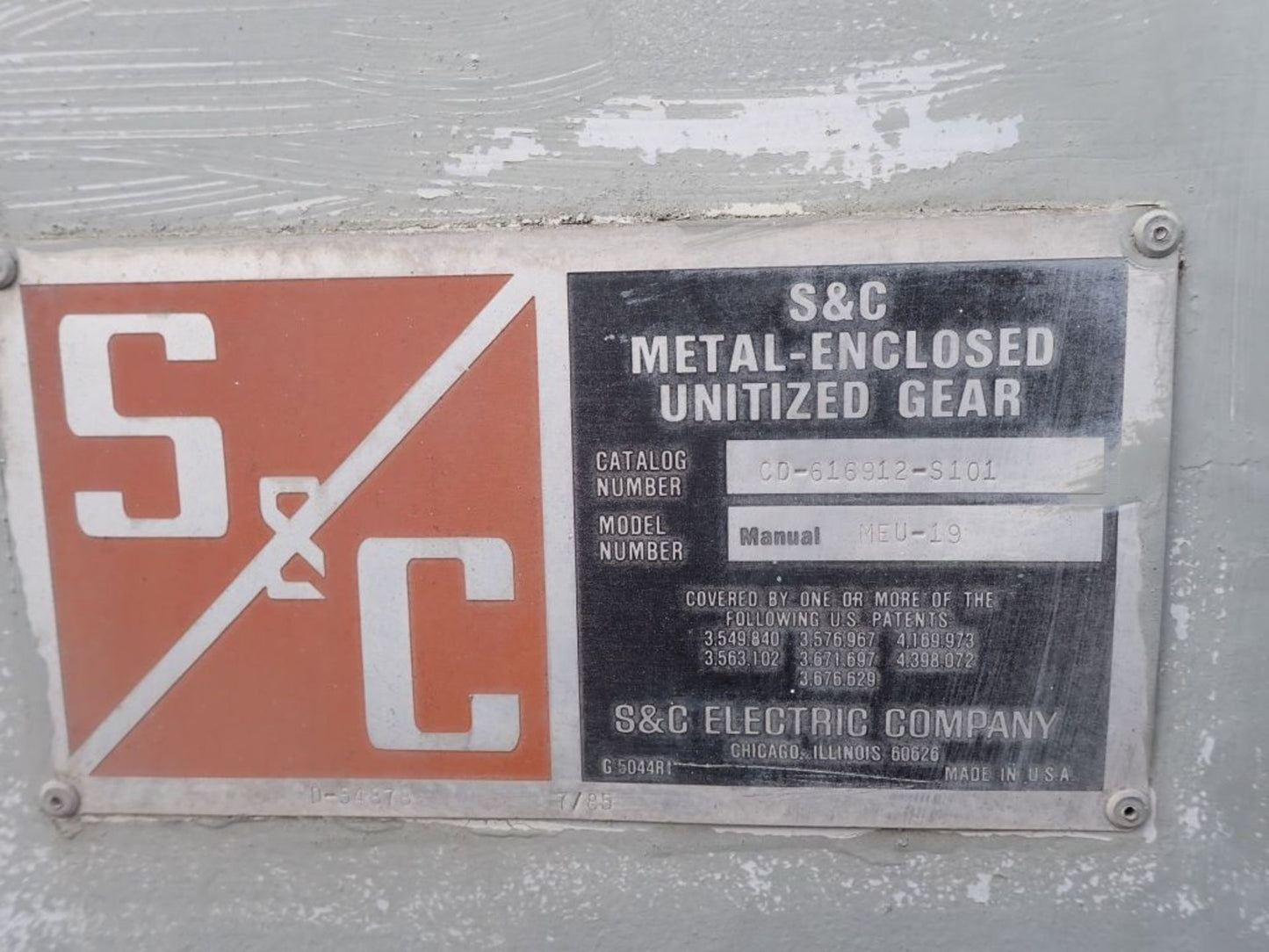 S&C 15KV Pad-Mount Switch Cat No. CD-616912-S101 (SKU: 110107)