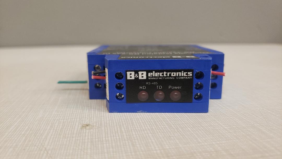 B&B Electronics 485LDRC9 Optically Isolated RS-232 To RS-422/485 Converter(S6LLST11402)