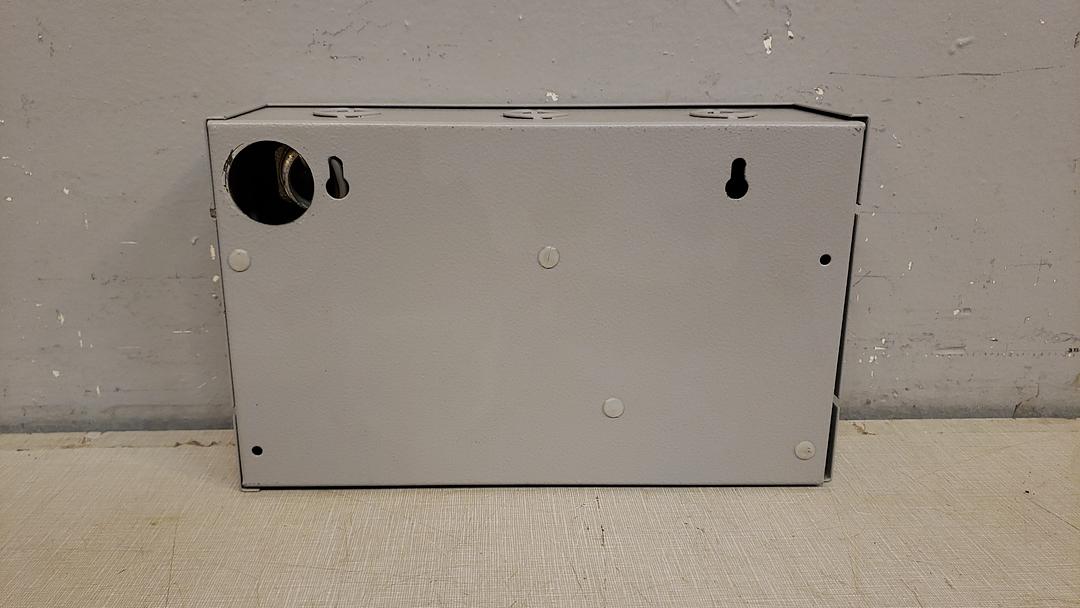 *Pickup Only* Siemens Building Fume Hood Controller 537-899(S6LLST9806)