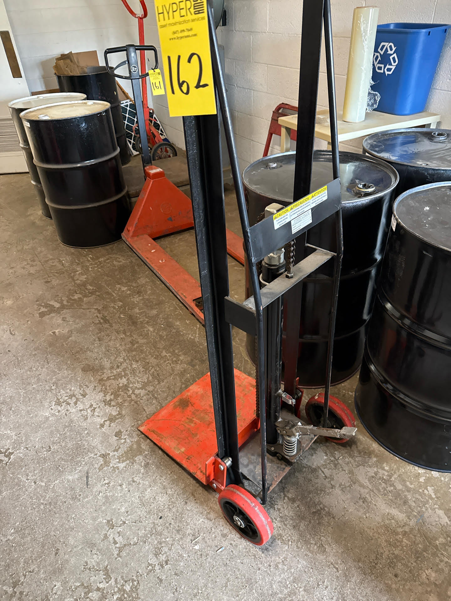 T & S Equipment Manual Lift Truck, 500 lbs Capacity