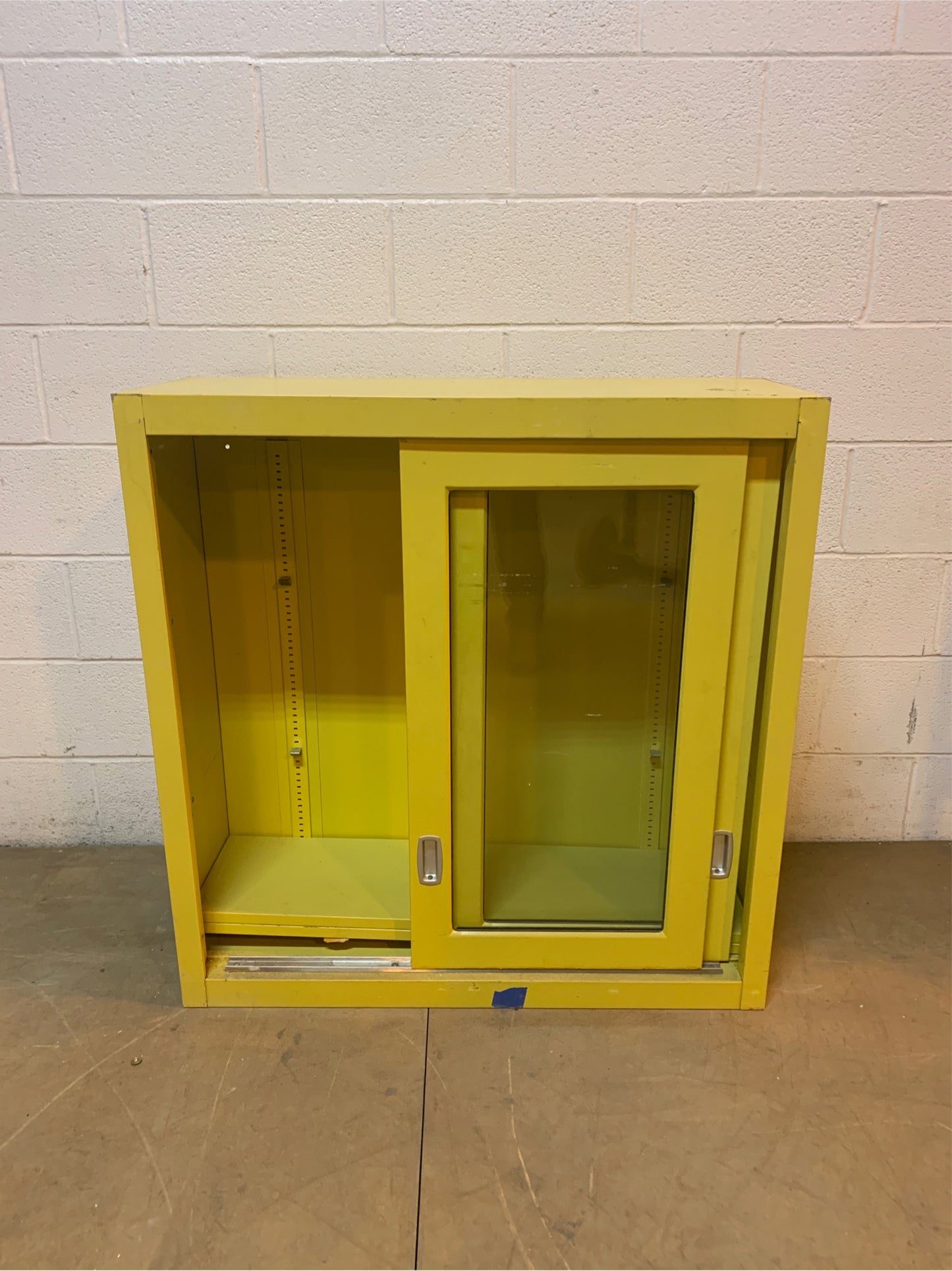 35" Recessed Overhead Cabinet (Q16597)(Q16597)