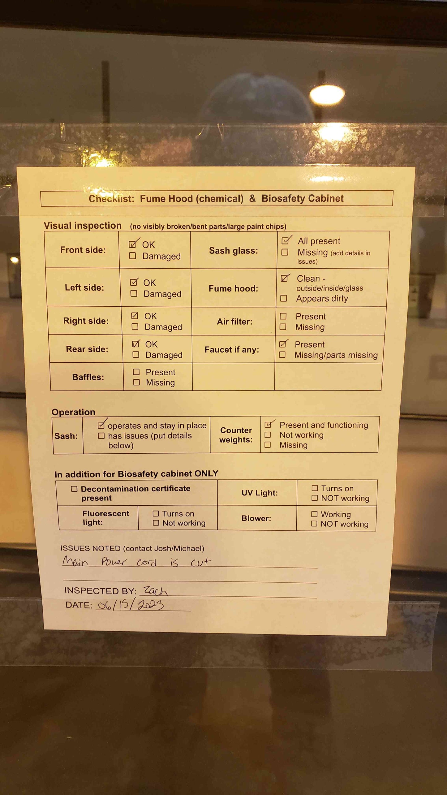 8' Fisher Hamilton Dual Sash Fume Hood(Q16552)