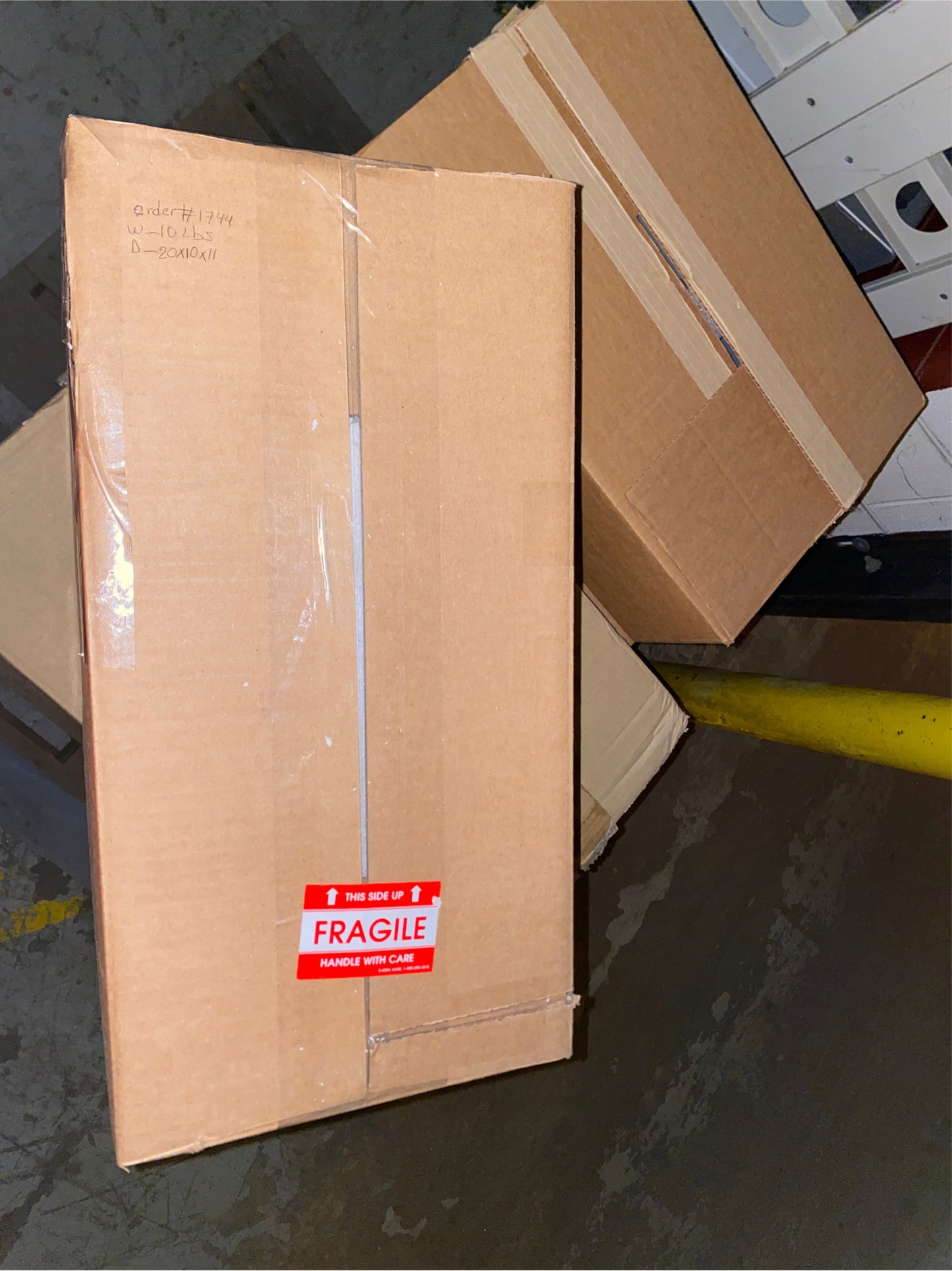 *Pickup Only* APC Netbotz Lot: 1x 500, 2x NBRK0200, & 1x 150 NBPD0150(S6LLST7085)
