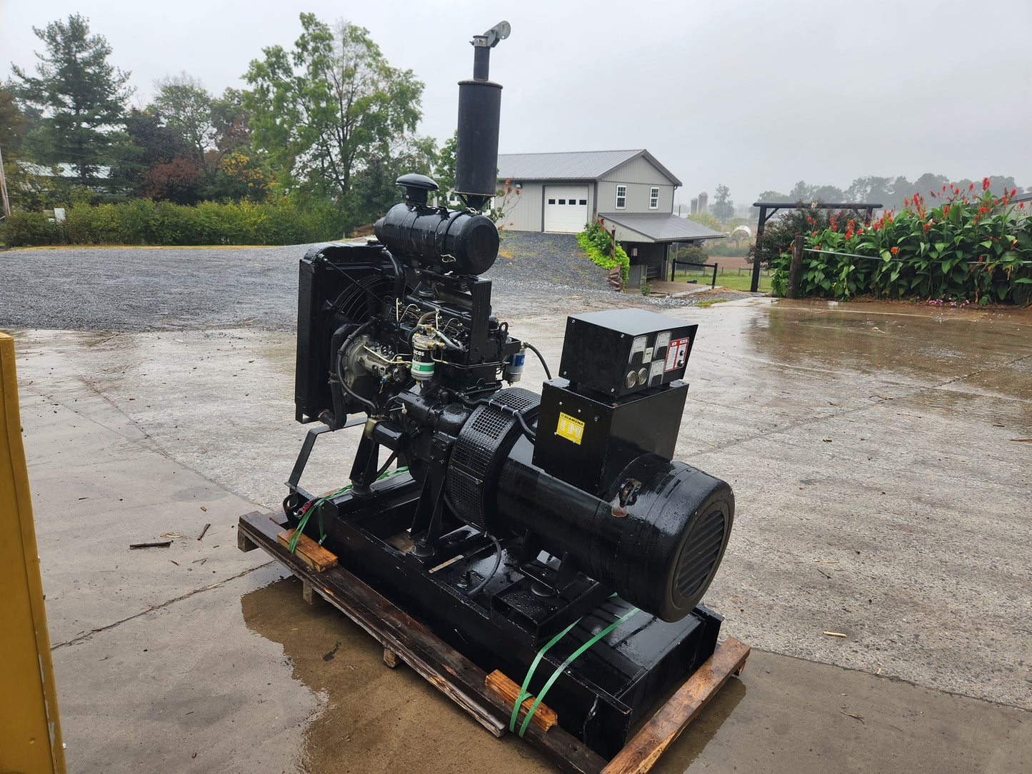 60KW Diamond 4-236 Perkins Generator '01 39hrs TESTED-17522