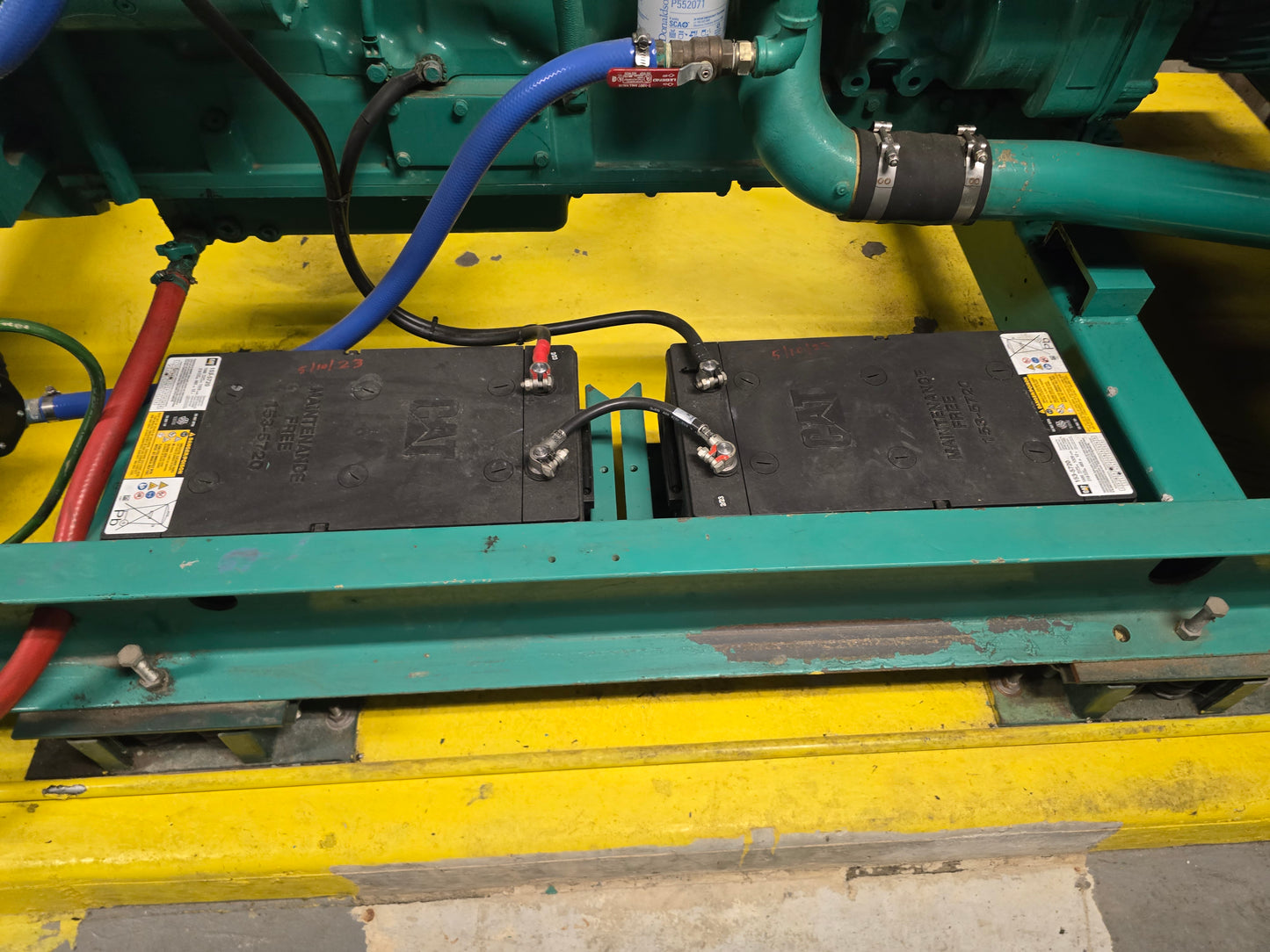 450KW Onan Cummins KTA-19 Diesel Generator 677hrs