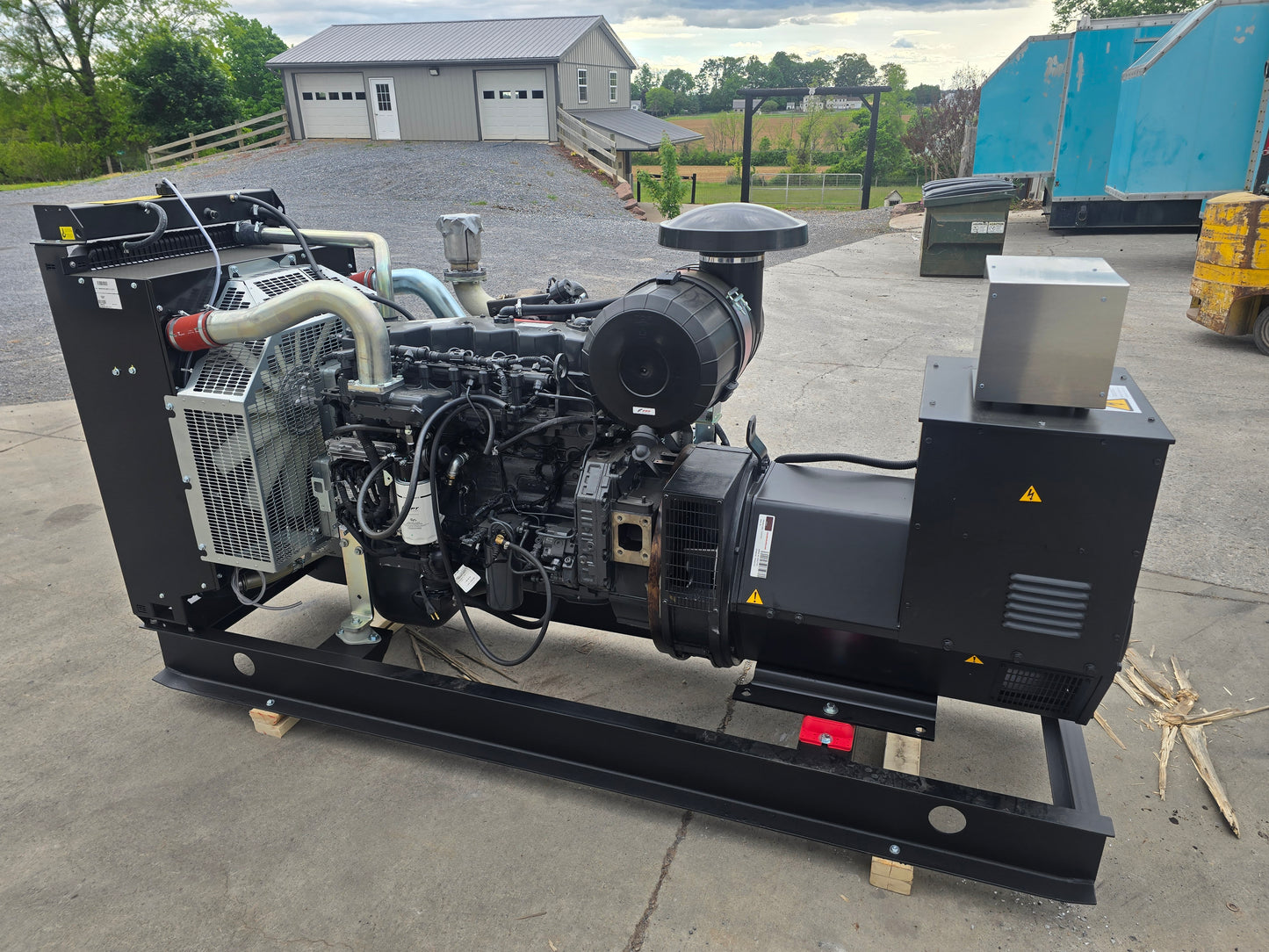 185KW NEW FPT Powered Open Skid Diesel Generator Tier 3